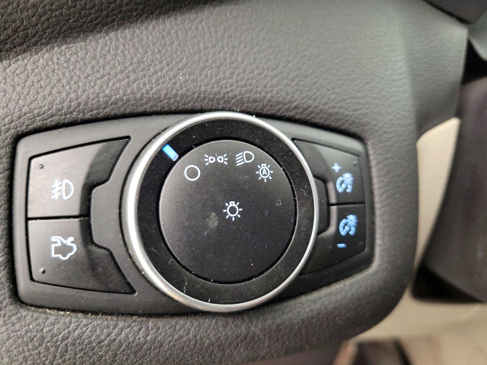 Thumbnail: 2016 Ford Escape - 13