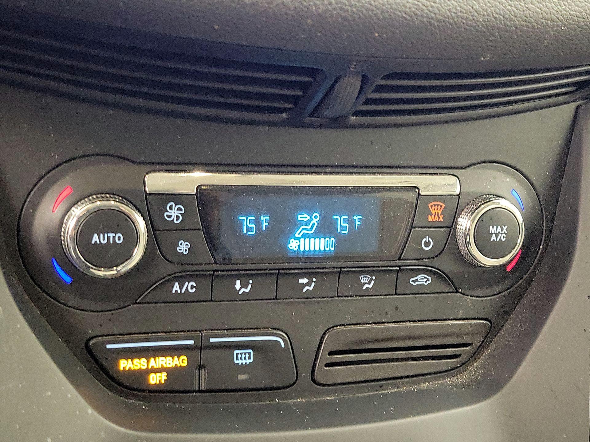 Thumbnail: 2016 Ford Escape - 16