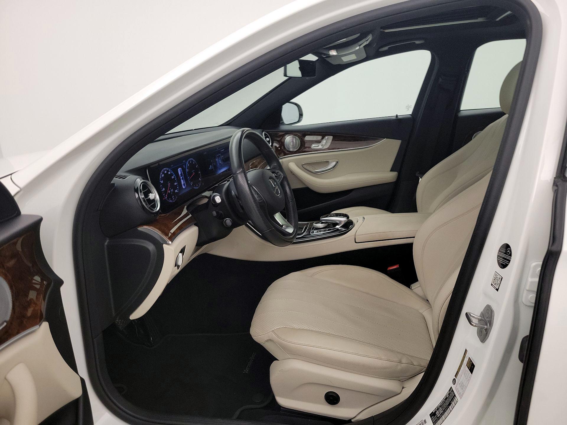 Thumbnail: 2018 Mercedes-Benz E-Class - 11