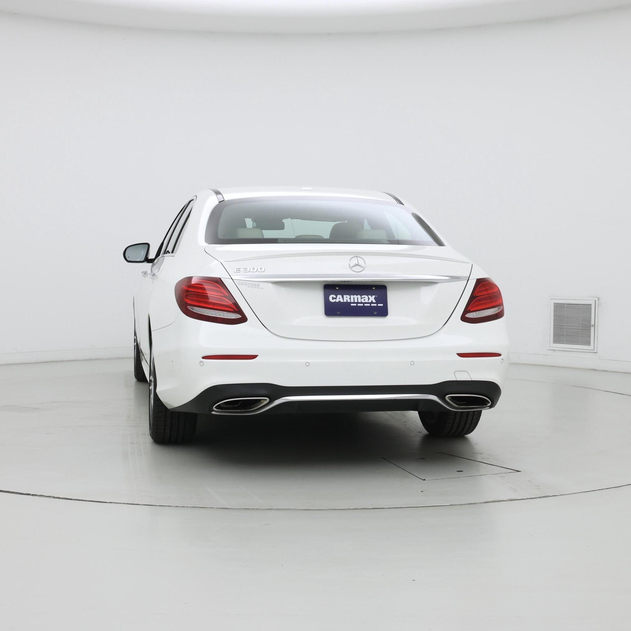 Thumbnail: 2018 Mercedes-Benz E-Class - 6