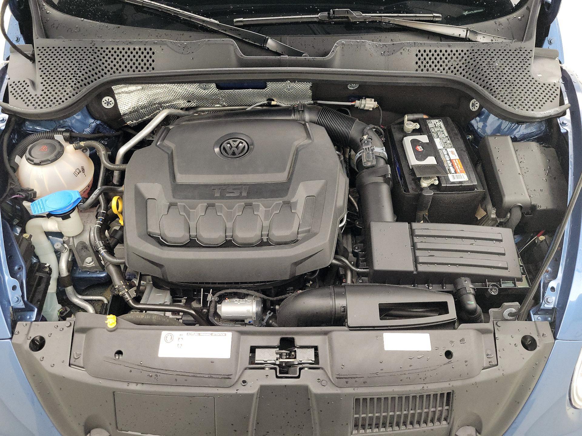 Thumbnail: 2018 Volkswagen Beetle - 20