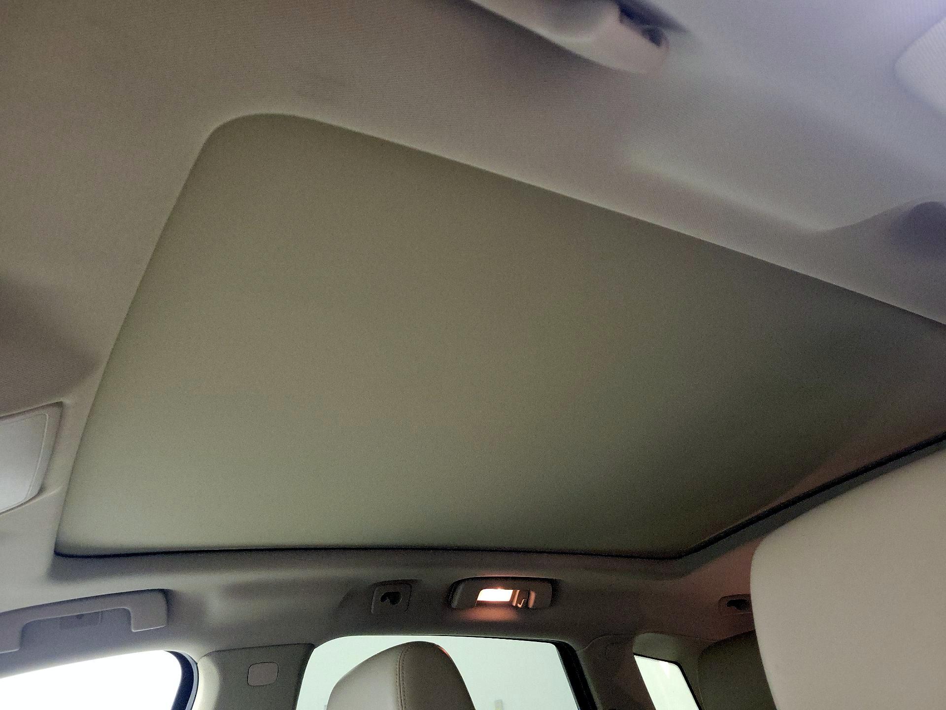 Thumbnail: 2015 Cadillac SRX - 20