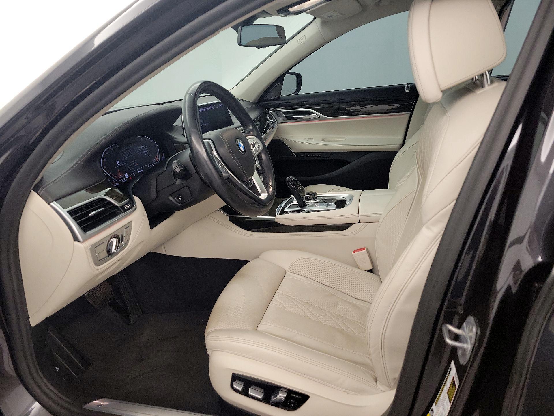 Thumbnail: 2022 BMW 7 Series - 11