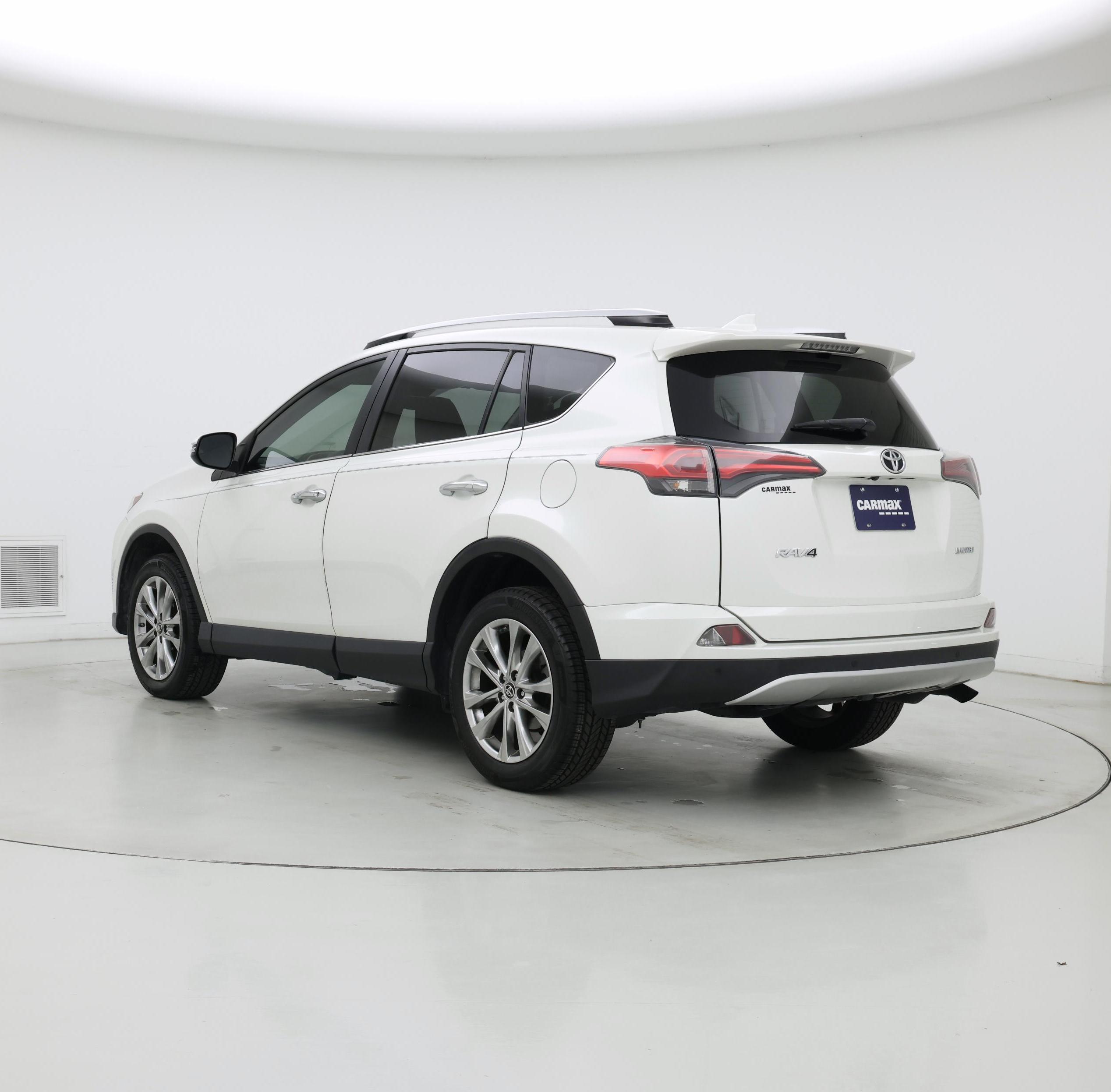 Thumbnail: 2016 Toyota RAV4 - 2