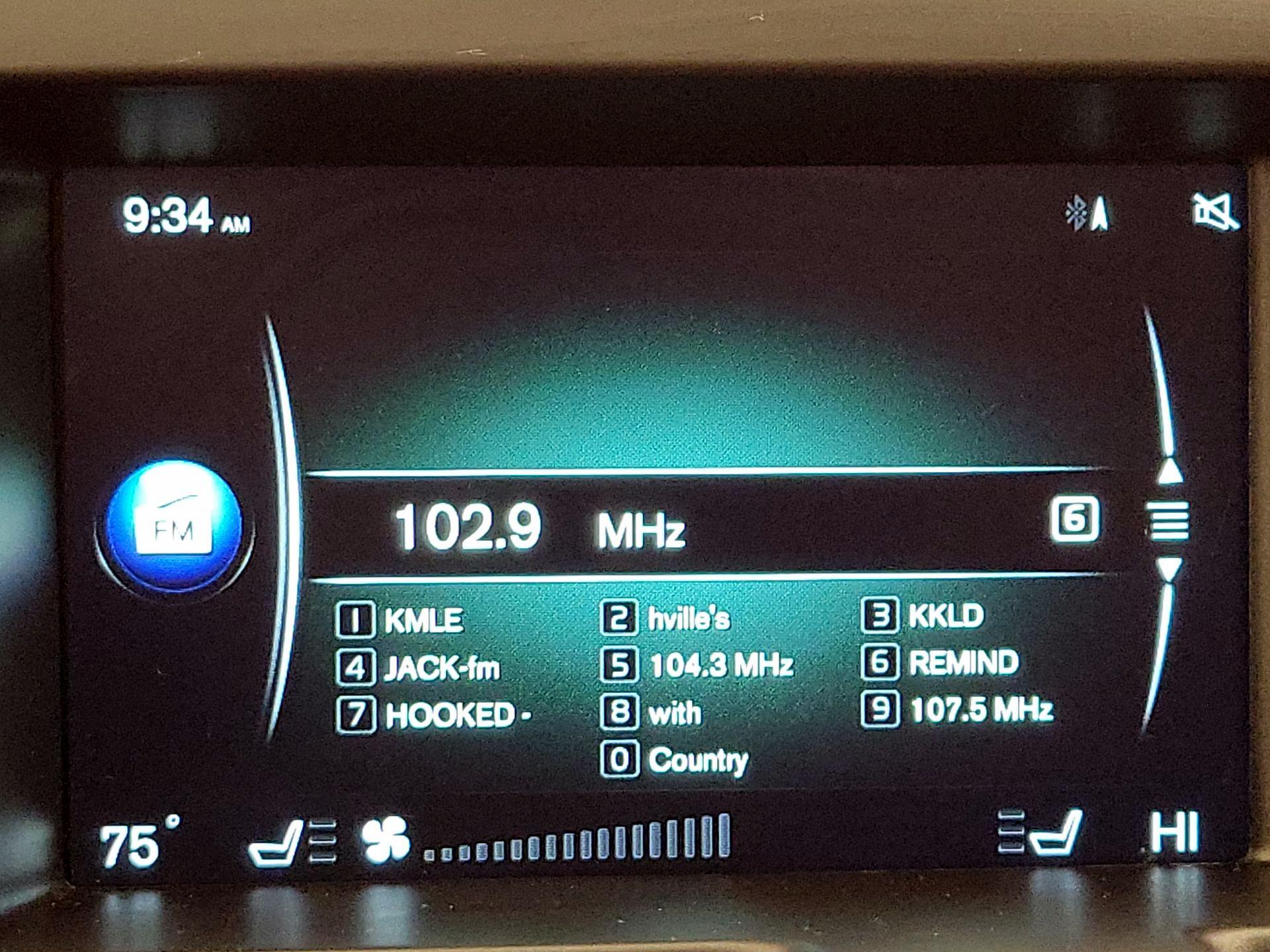 Thumbnail: 2016 Volvo XC60 - 15