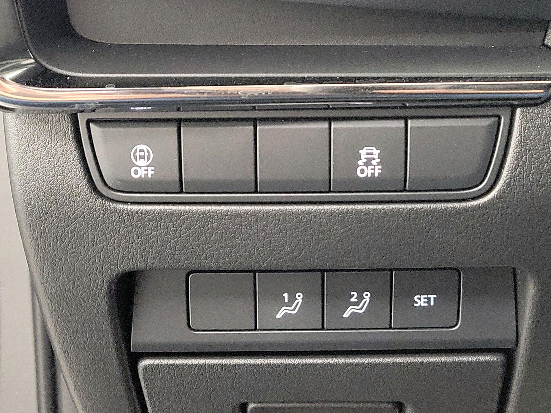 Thumbnail: 2023 Mazda Mazda3 - 13