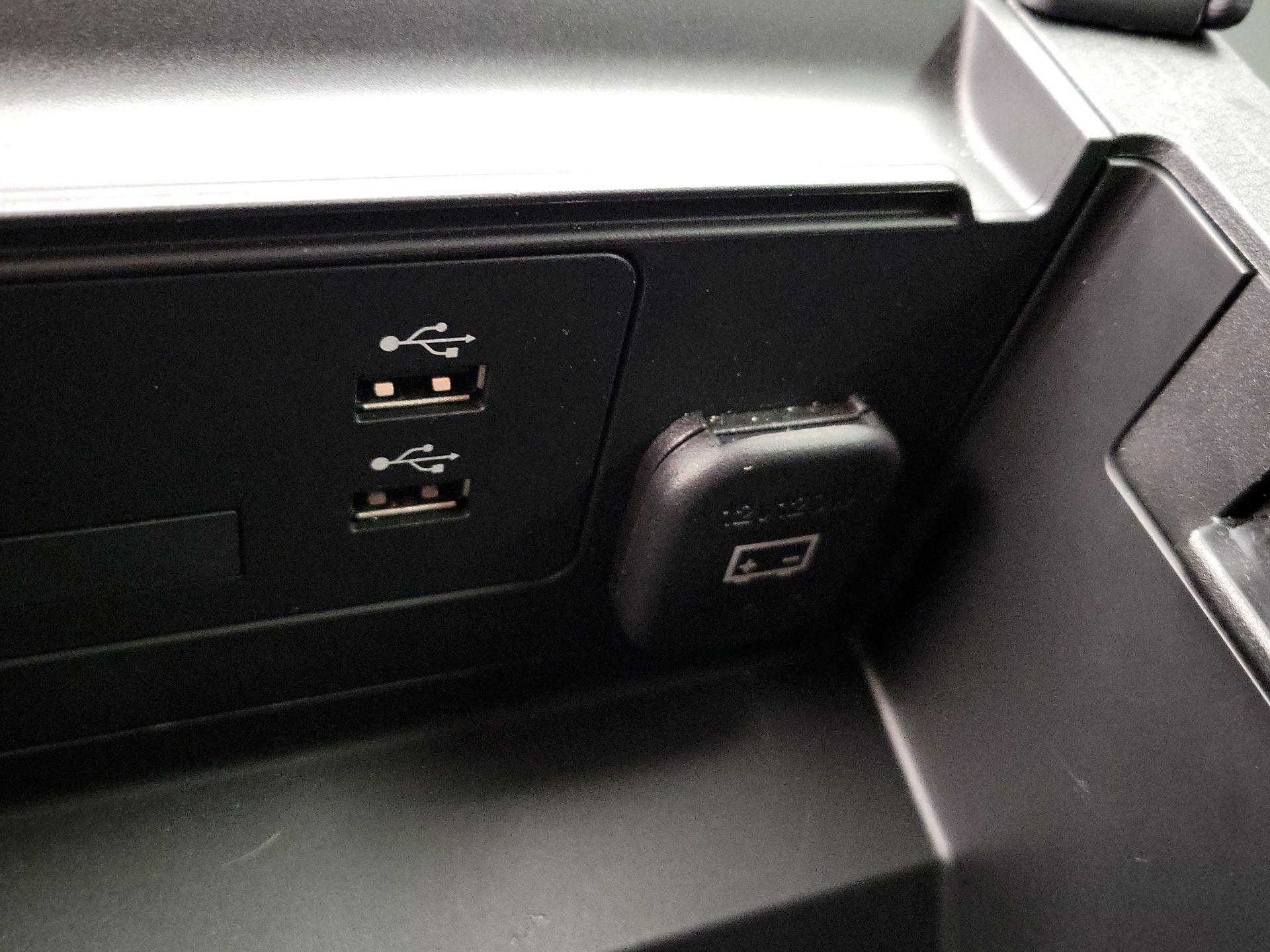 Thumbnail: 2023 Mazda Mazda3 - 18