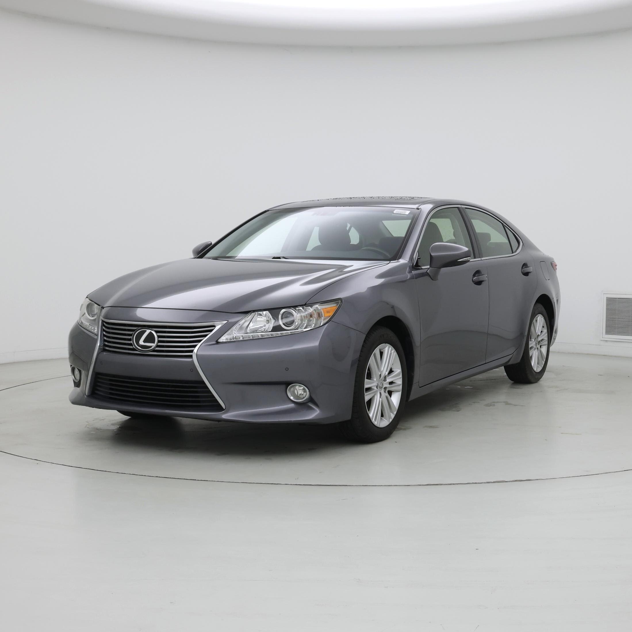 Thumbnail: 2015 Lexus ES - 4