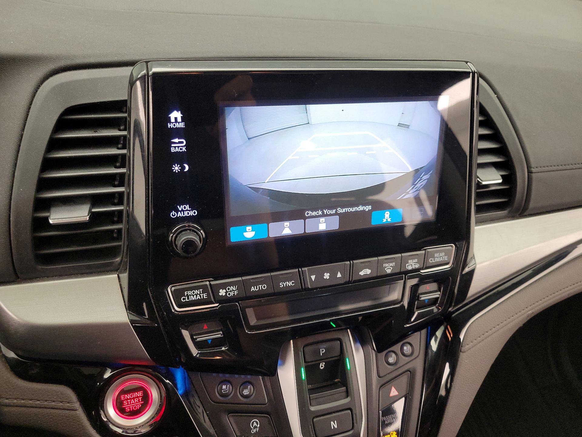 Thumbnail: 2018 Honda Odyssey - 15