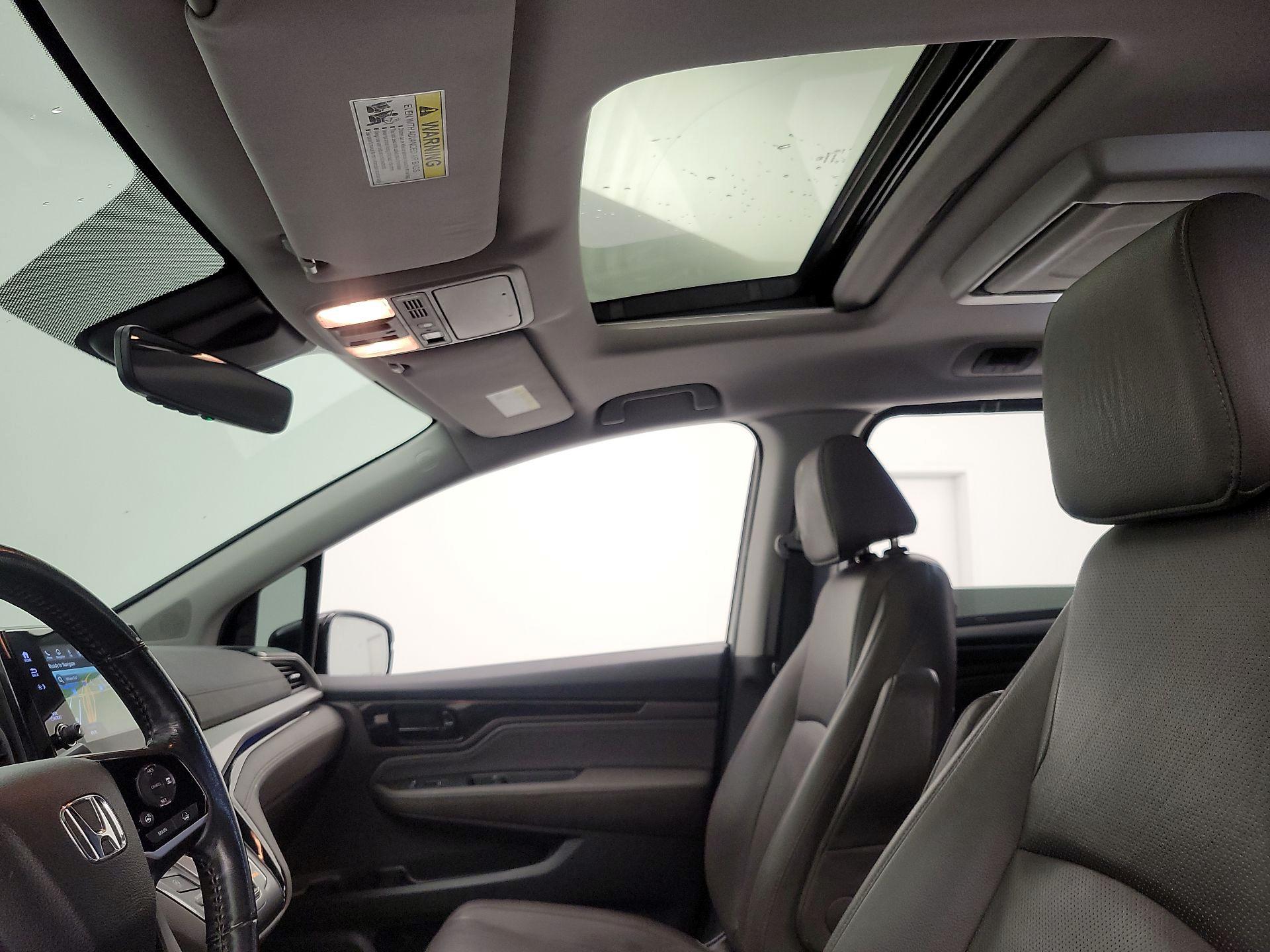 Thumbnail: 2018 Honda Odyssey - 19