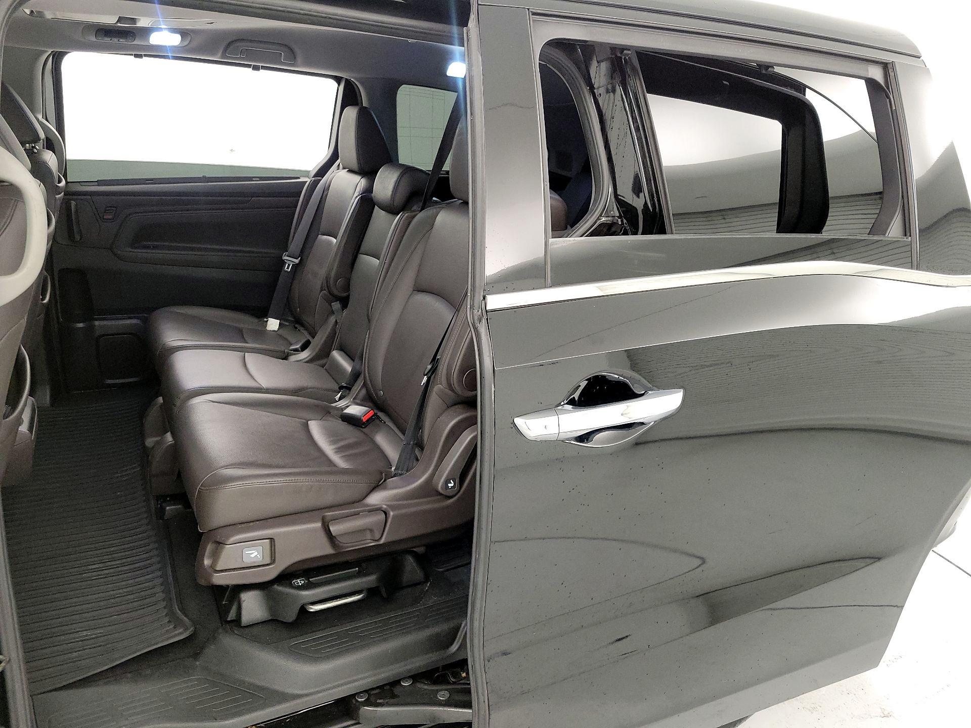 Thumbnail: 2018 Honda Odyssey - 20