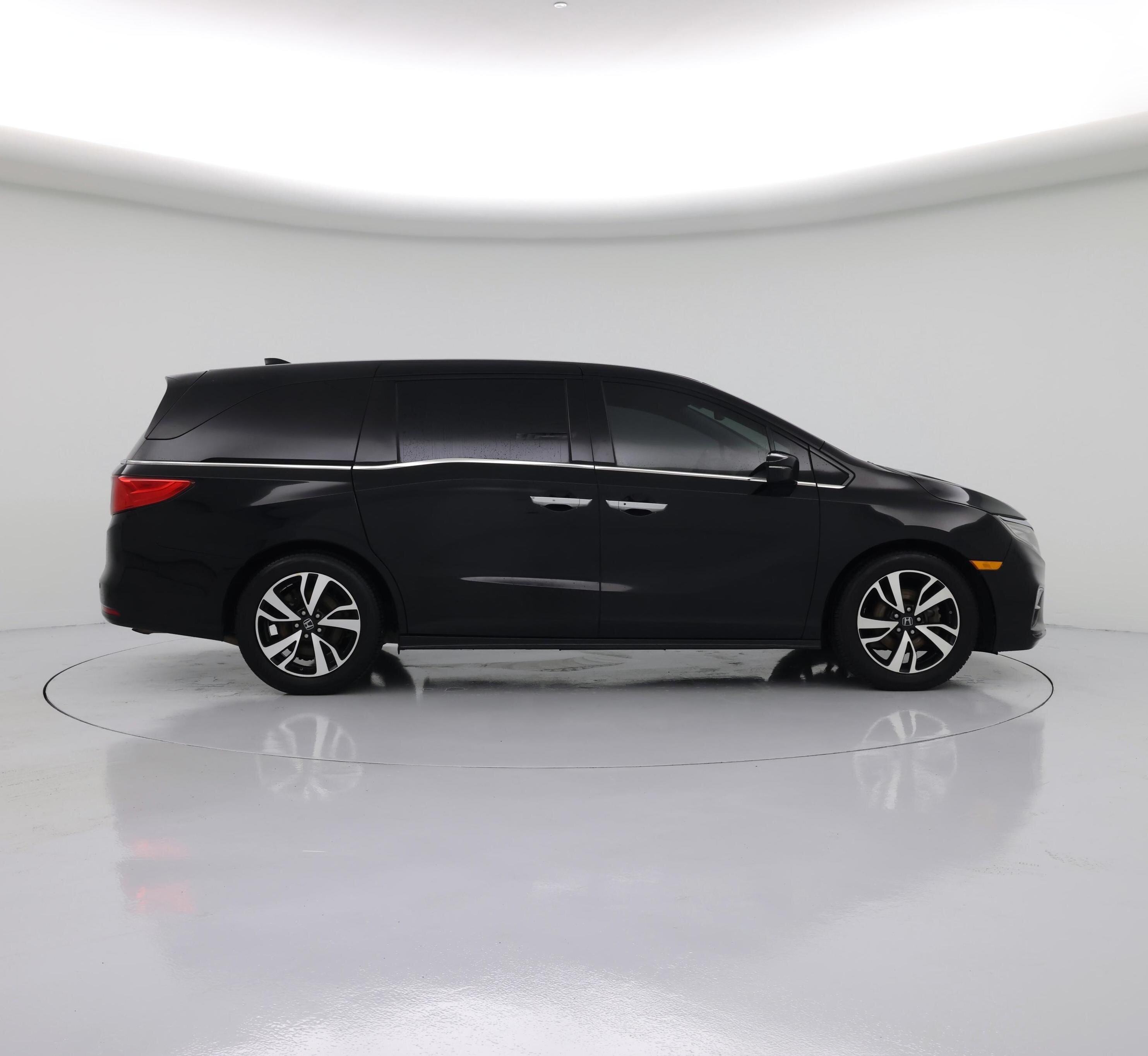 Thumbnail: 2018 Honda Odyssey - 7