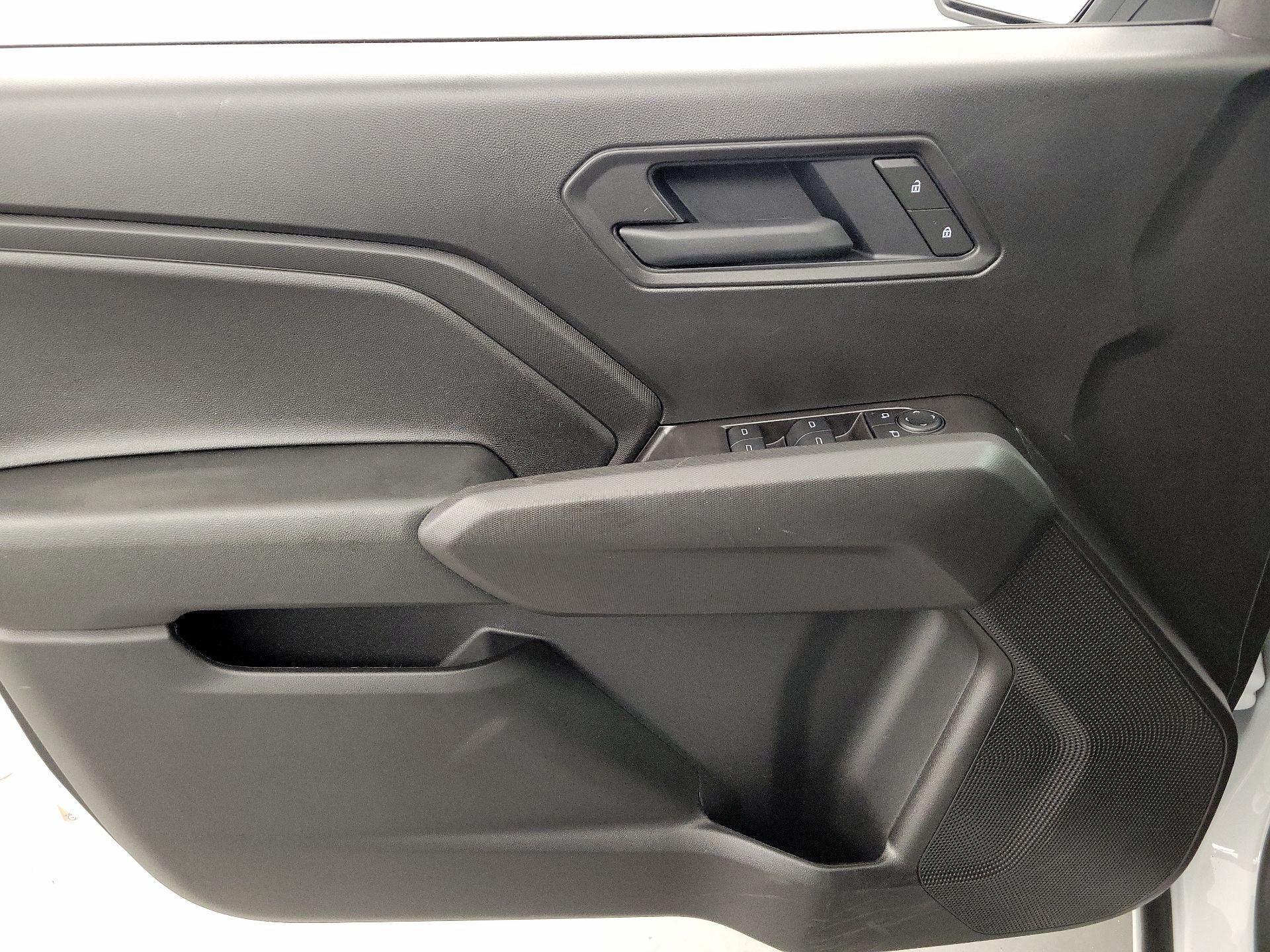 Thumbnail: 2025 Chevrolet Colorado - 12