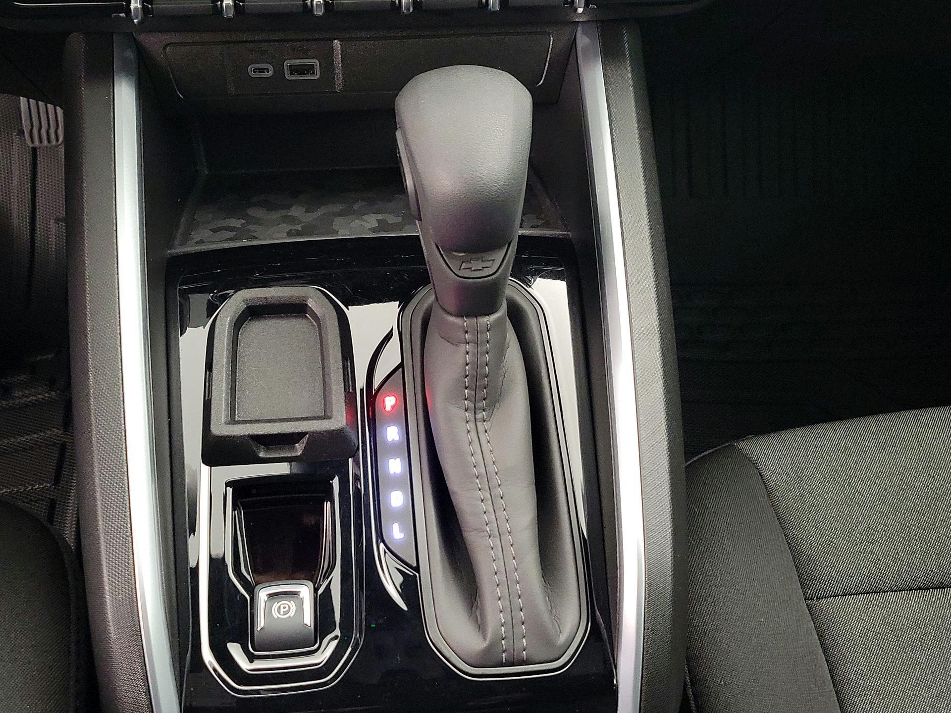 Thumbnail: 2025 Chevrolet Colorado - 18