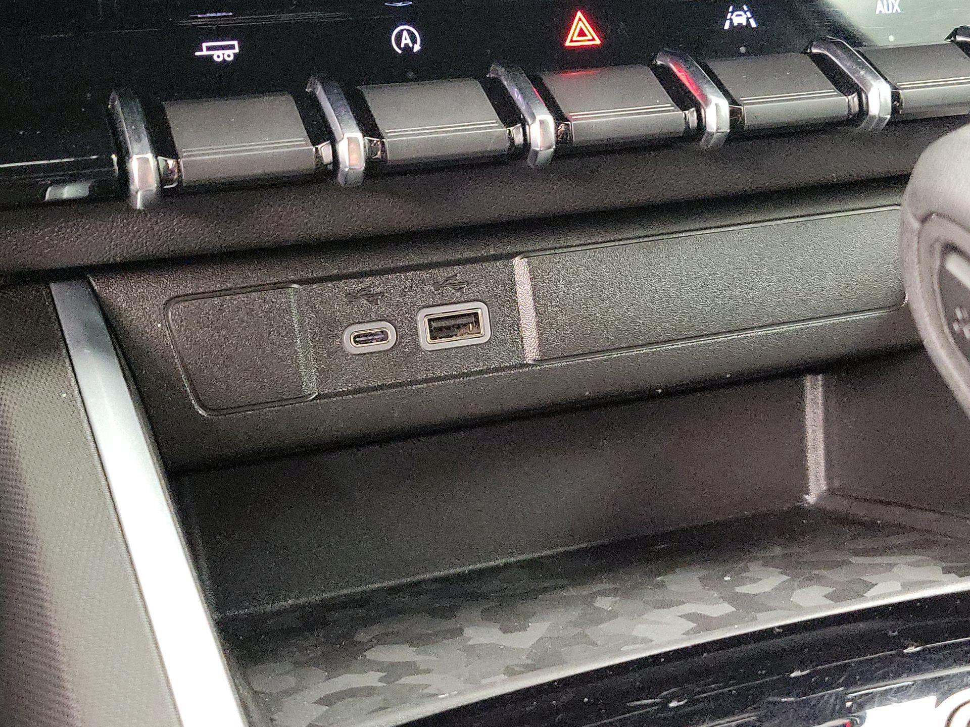 Thumbnail: 2025 Chevrolet Colorado - 19