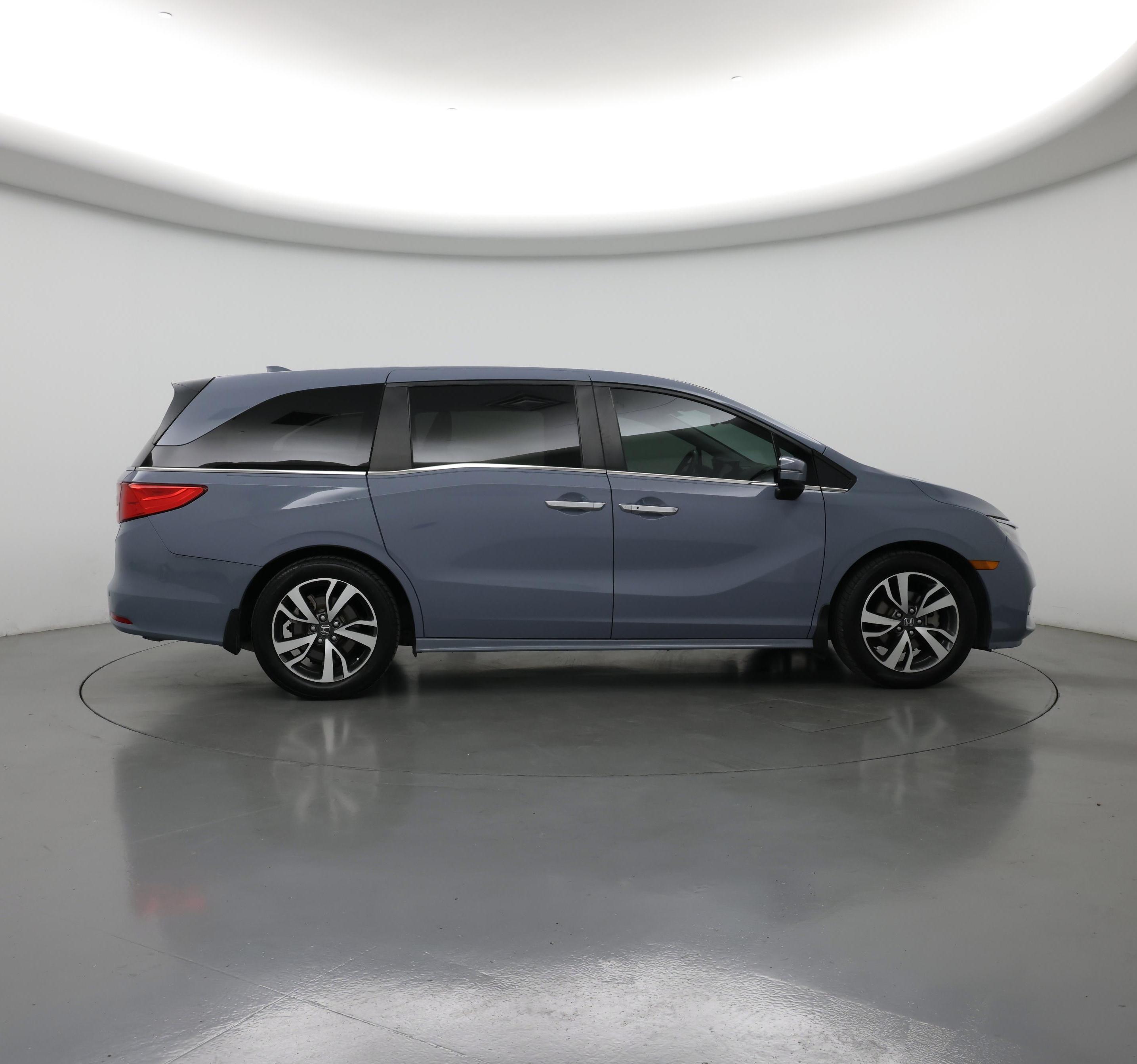 Thumbnail: 2023 Honda Odyssey - 7