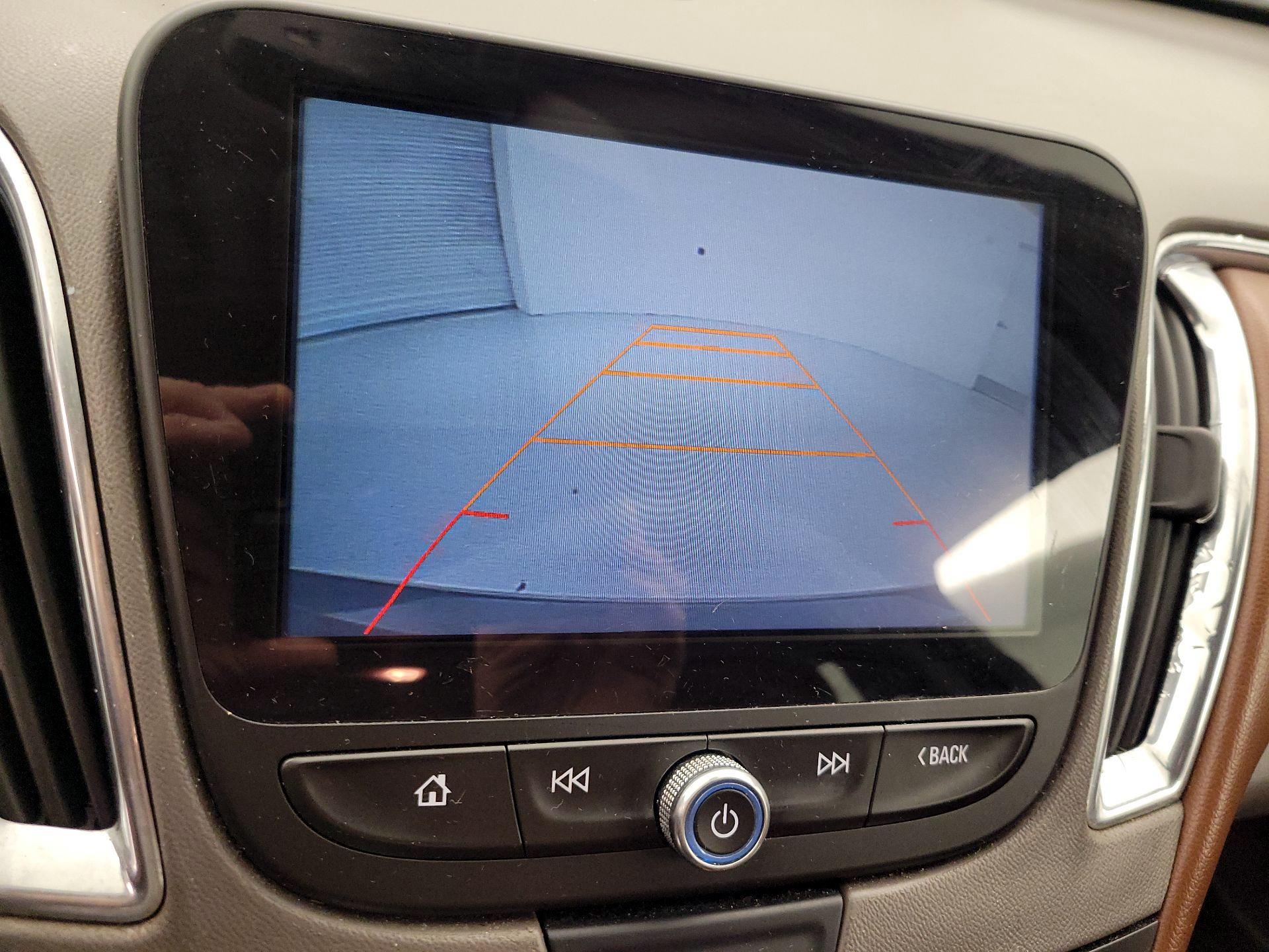 Thumbnail: 2016 Chevrolet Malibu - 14