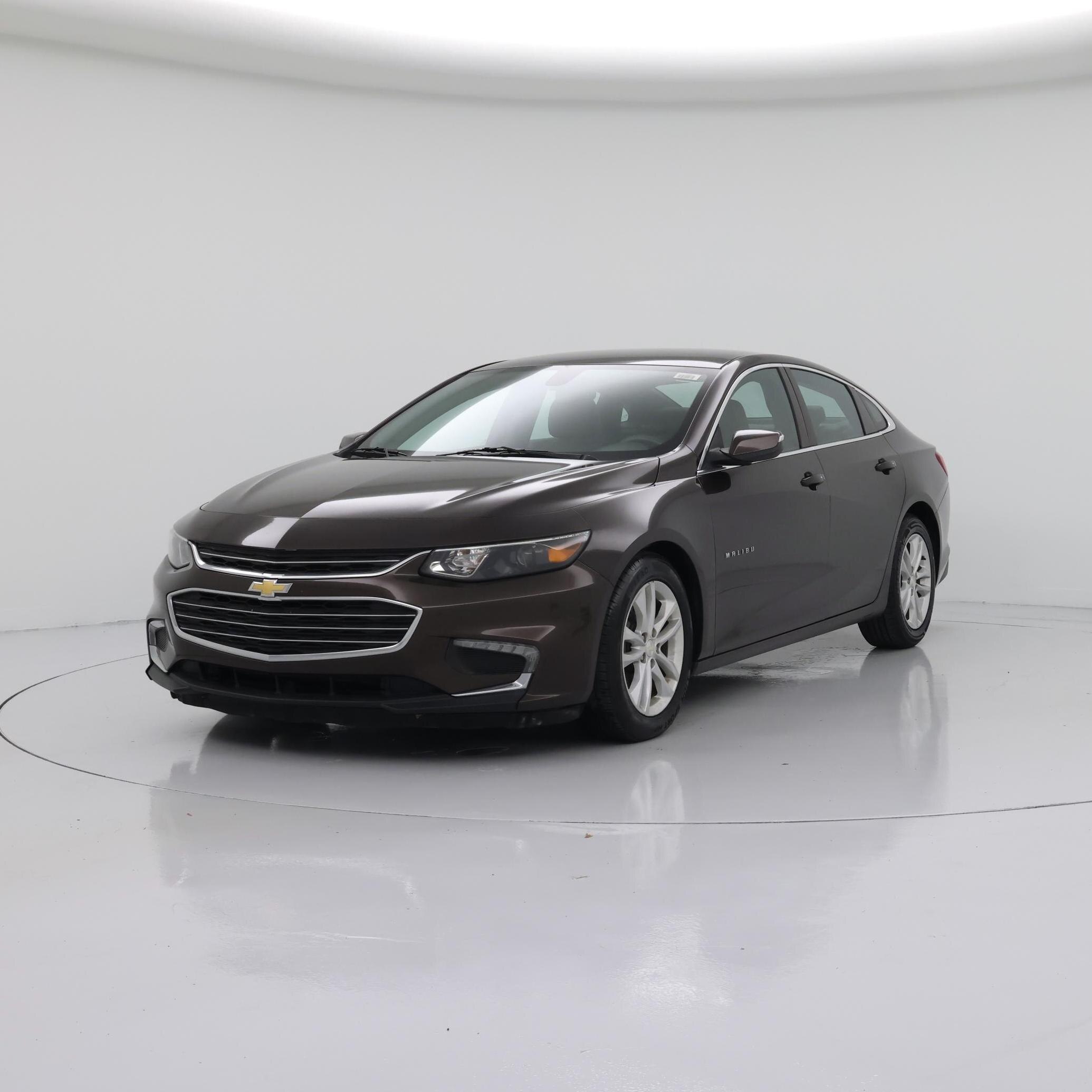 Thumbnail: 2016 Chevrolet Malibu - 4
