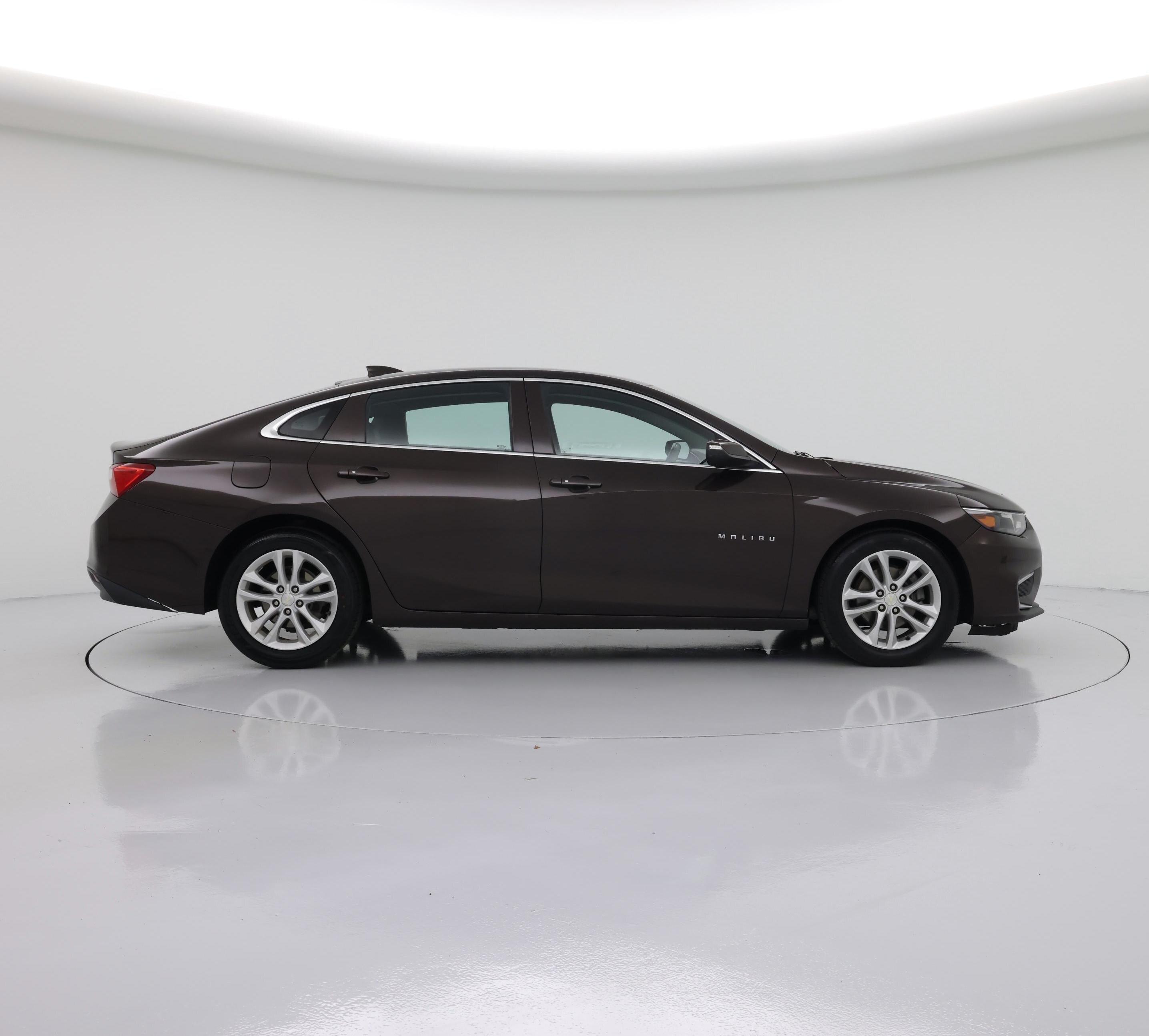 Thumbnail: 2016 Chevrolet Malibu - 7