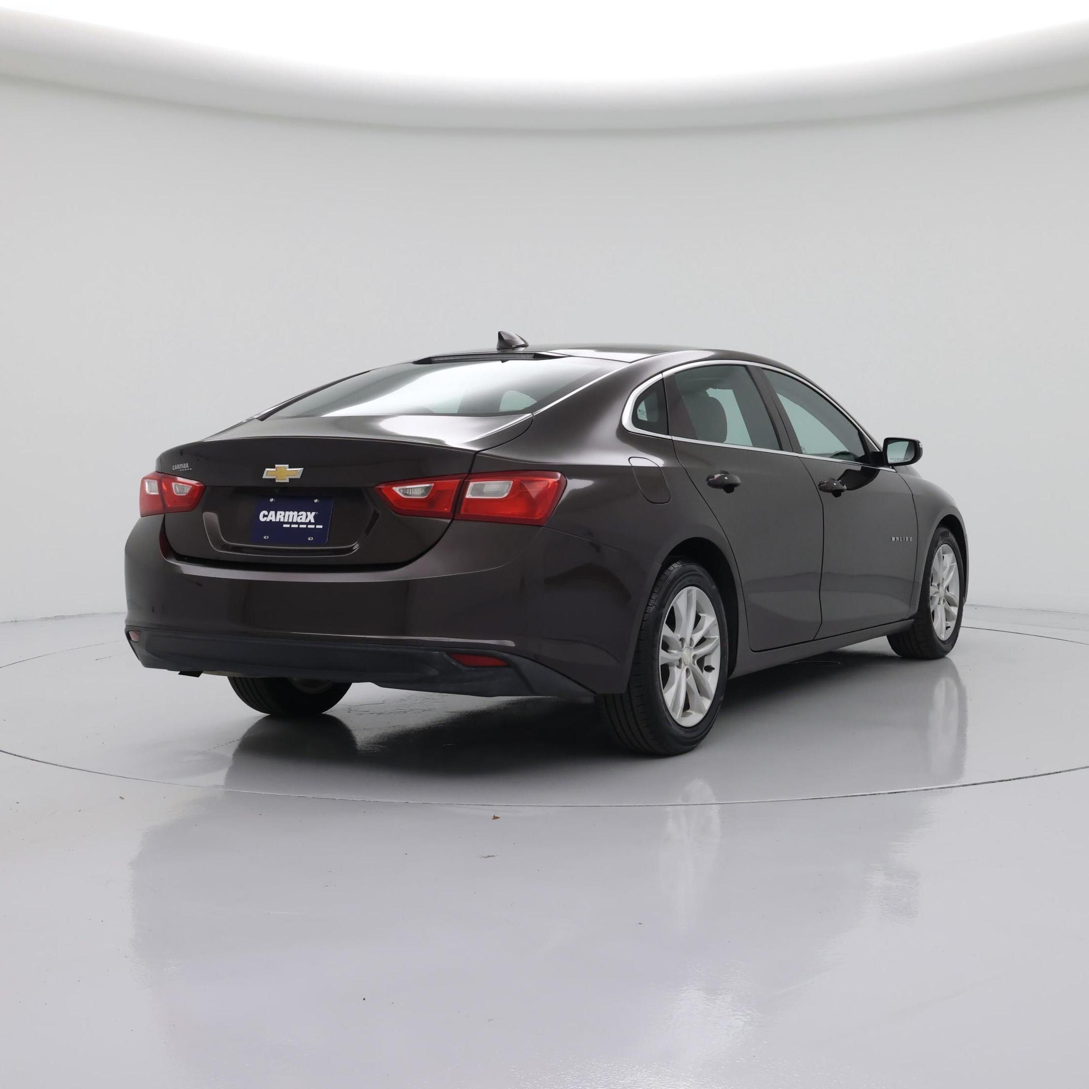 Thumbnail: 2016 Chevrolet Malibu - 8