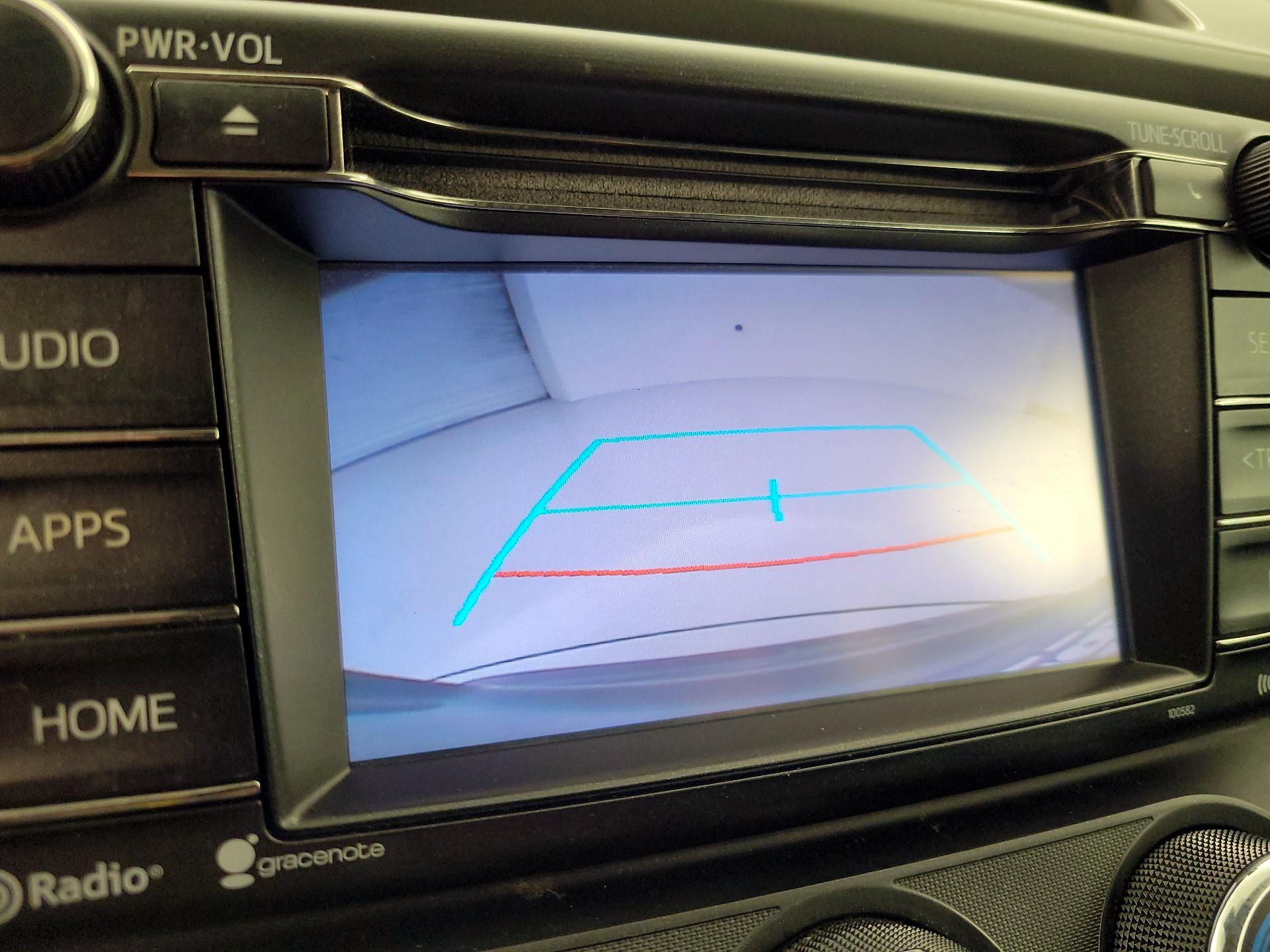 Thumbnail: 2018 Toyota RAV4 - 14