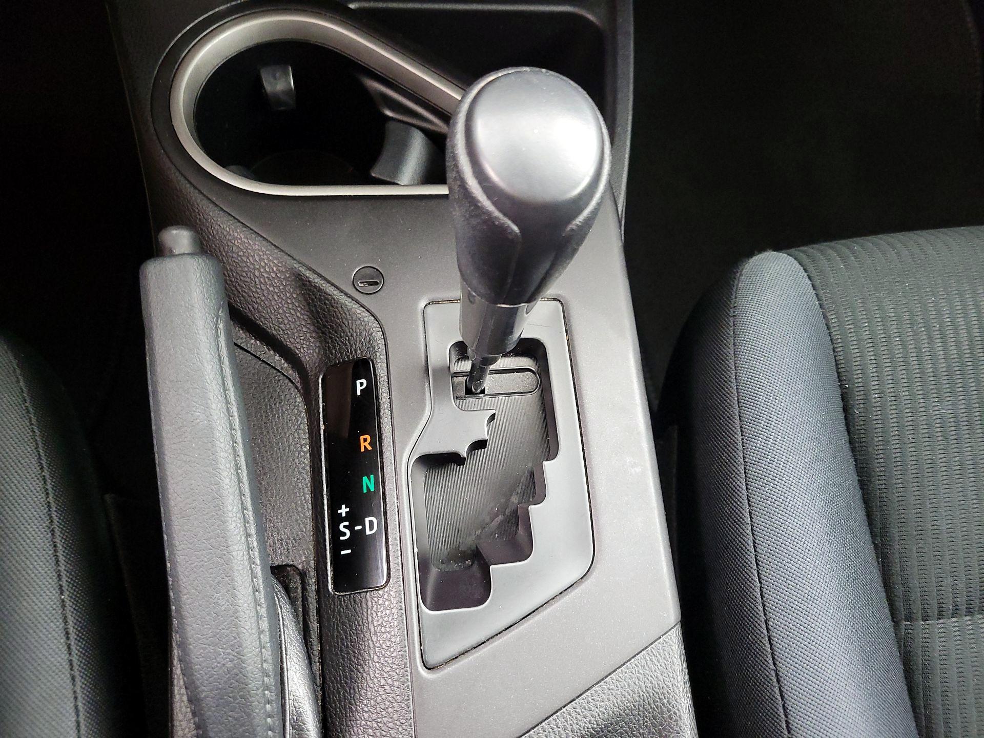 Thumbnail: 2018 Toyota RAV4 - 17