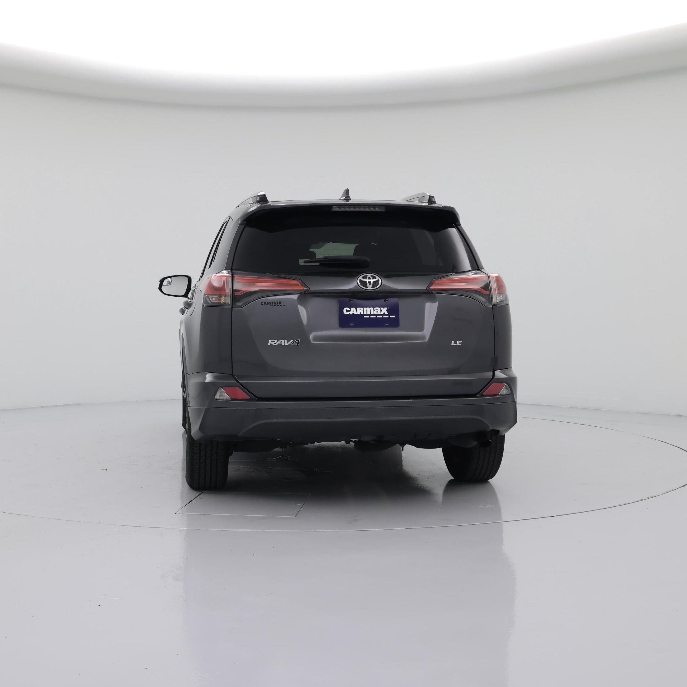 Thumbnail: 2018 Toyota RAV4 - 6