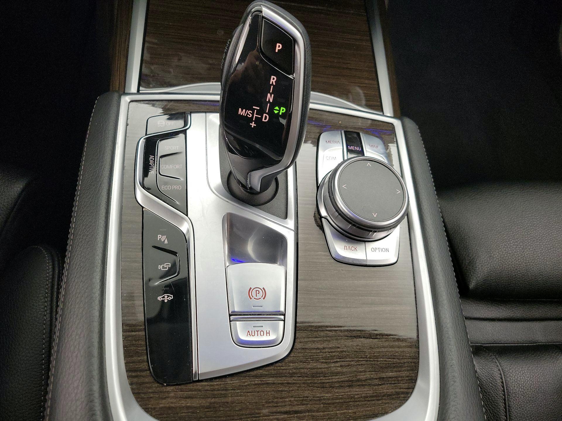 Thumbnail: 2020 BMW 7 Series - 18