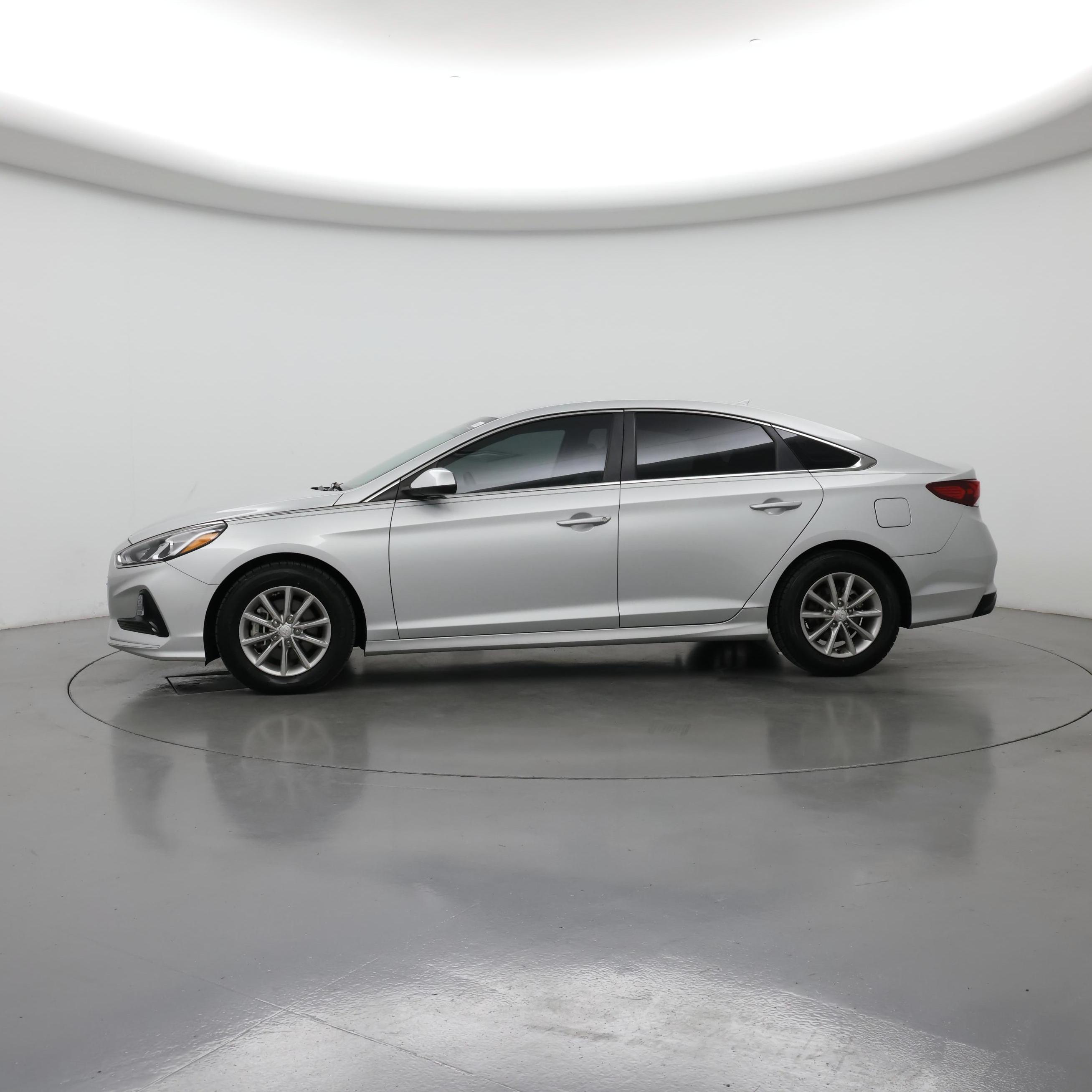 Thumbnail: 2019 Hyundai Sonata - 3