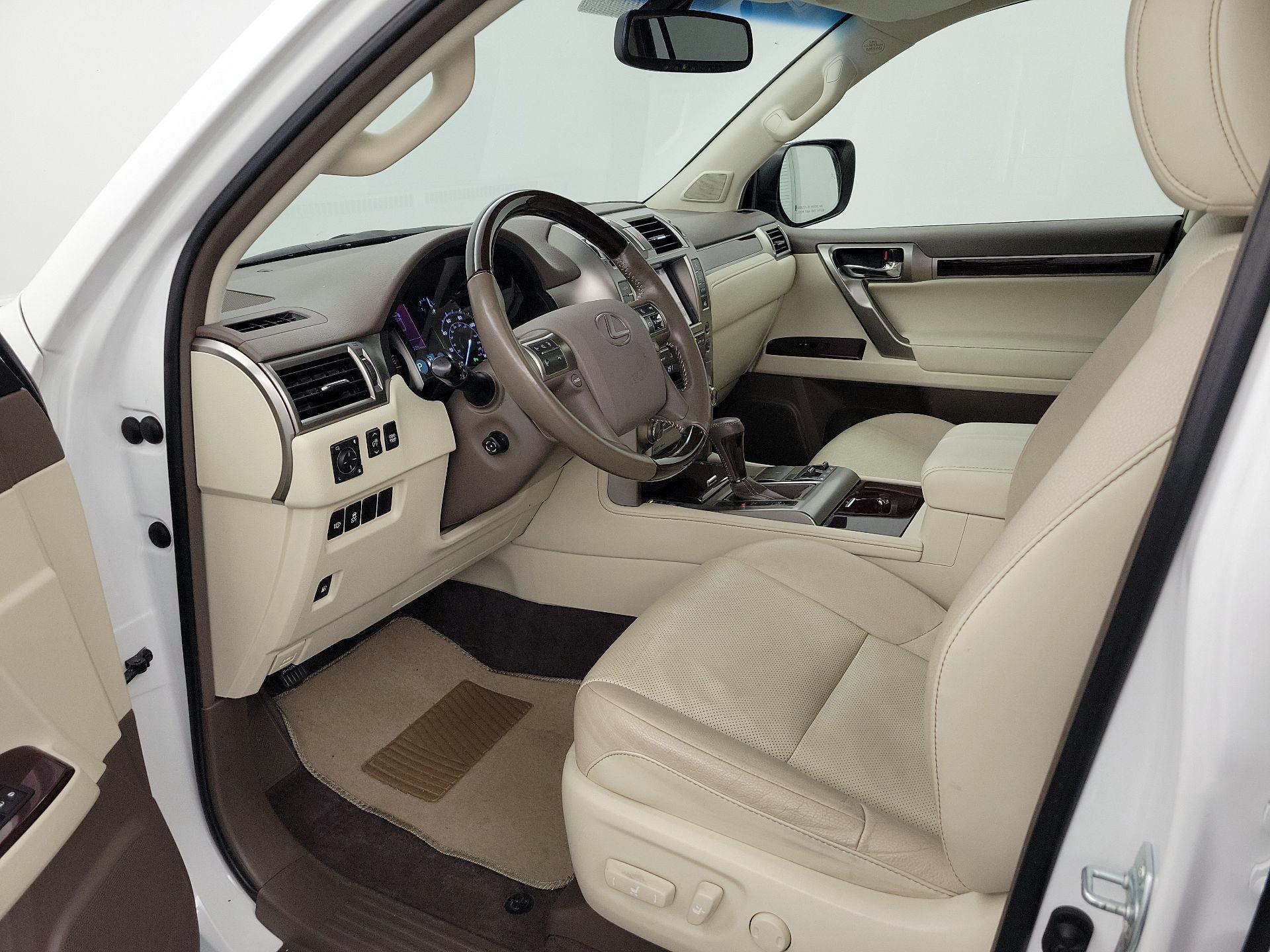 Thumbnail: 2019 Lexus GX - 11