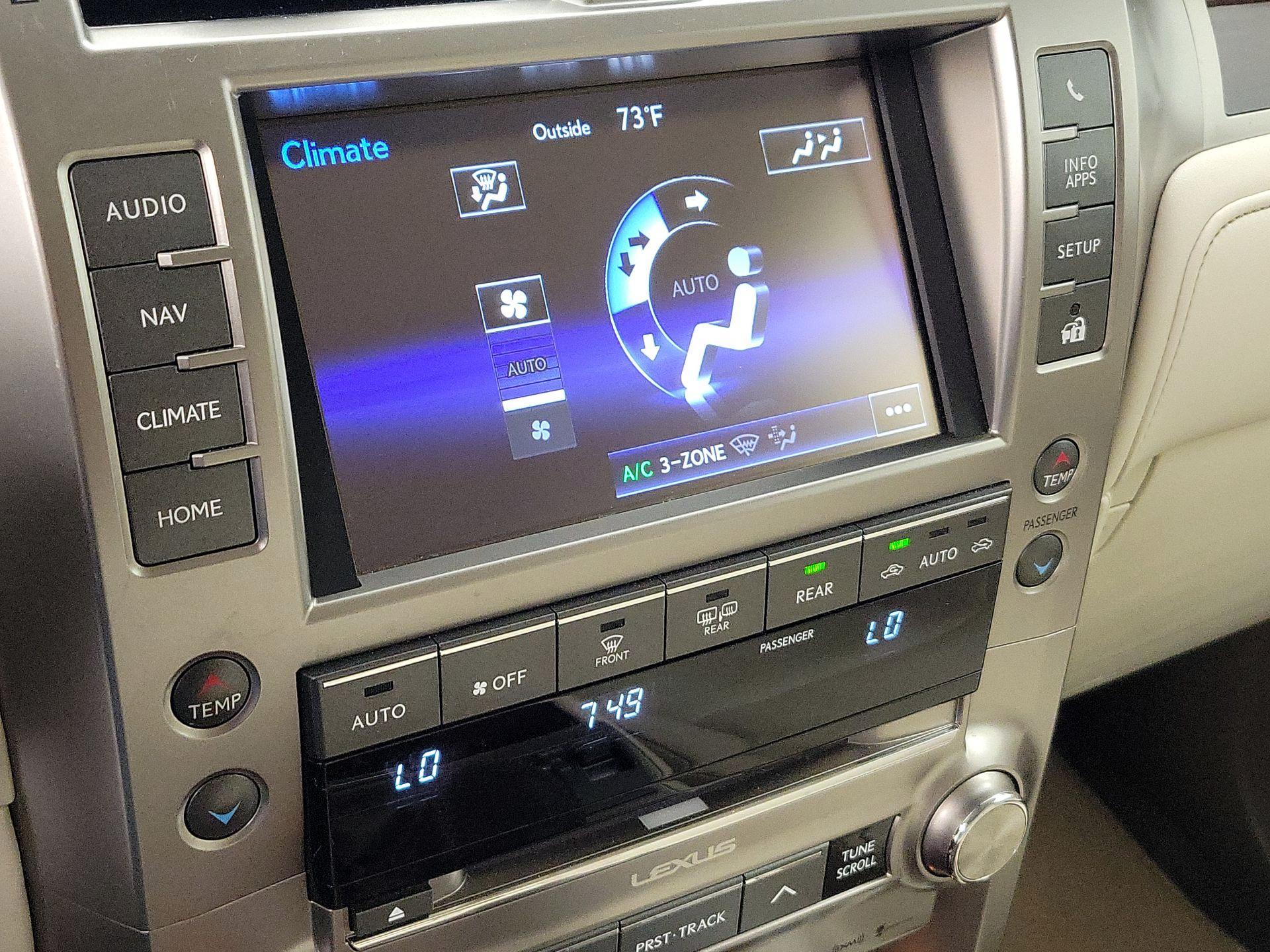 Thumbnail: 2019 Lexus GX - 17