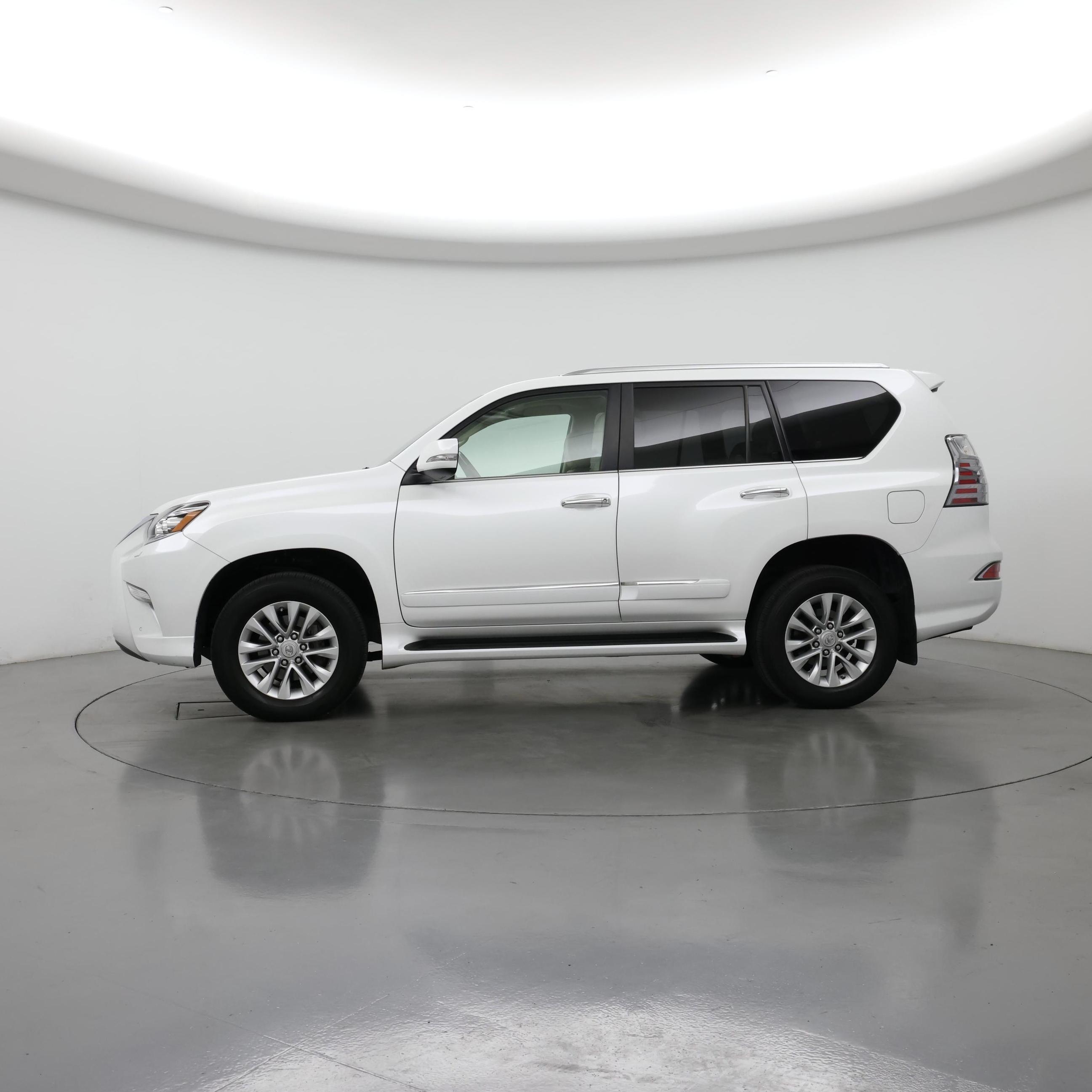 Thumbnail: 2019 Lexus GX - 3