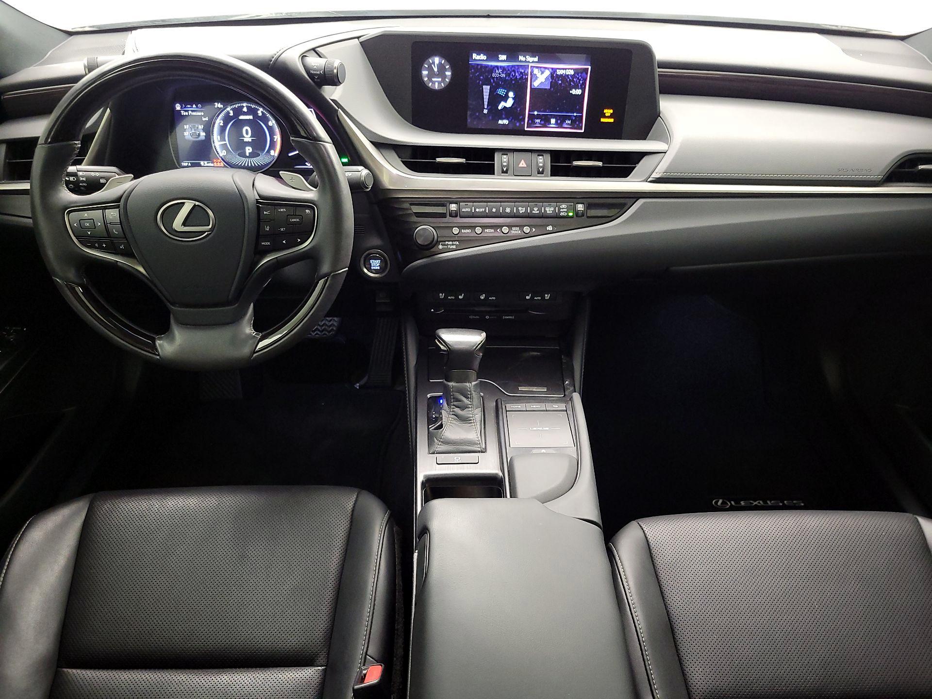 Thumbnail: 2020 Lexus ES - 9