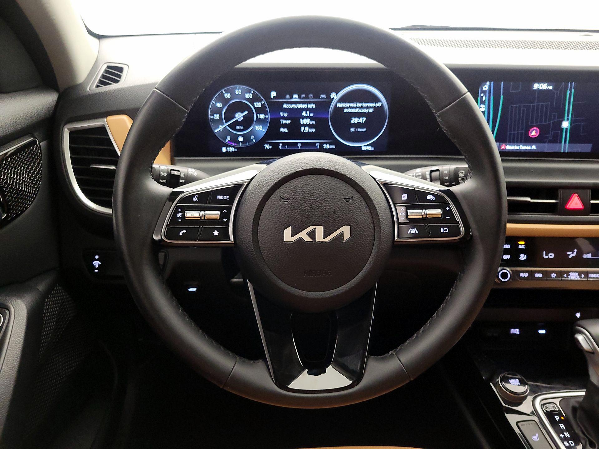 Thumbnail: 2024 Kia Seltos - 10