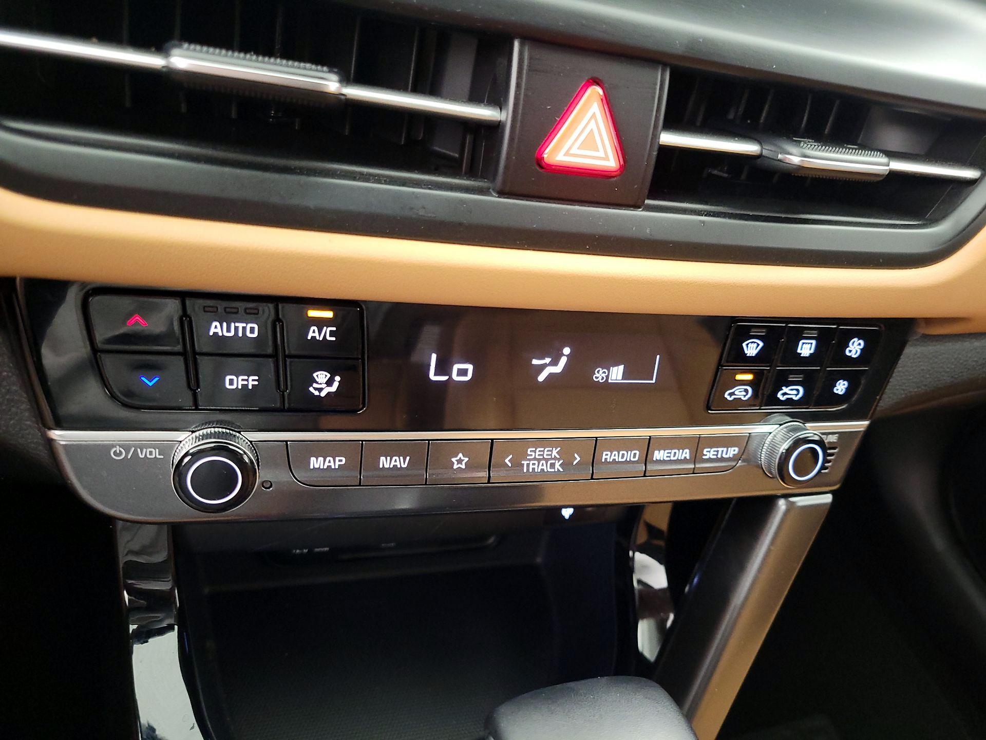 Thumbnail: 2024 Kia Seltos - 17