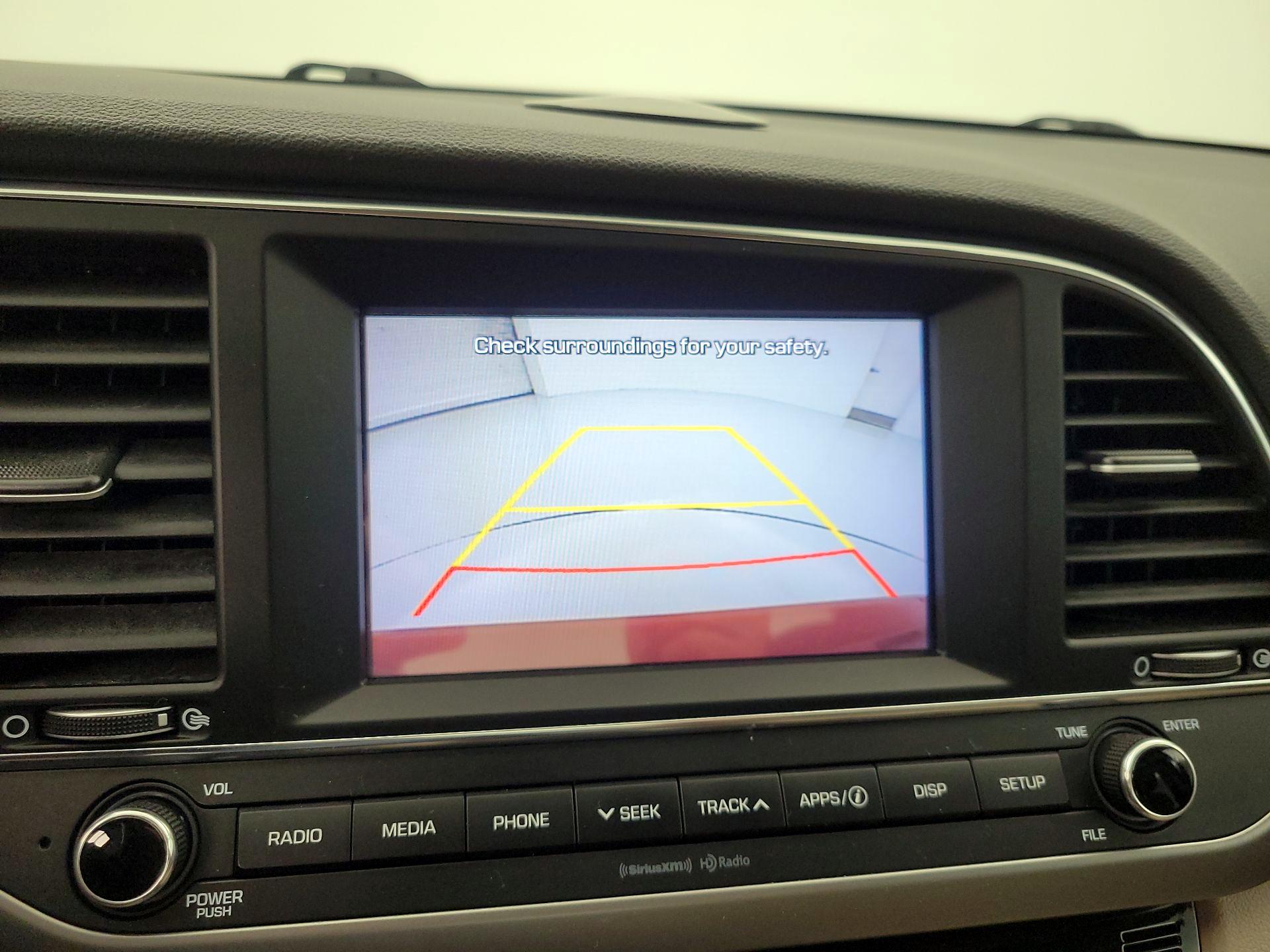 Thumbnail: 2017 Hyundai Elantra - 14