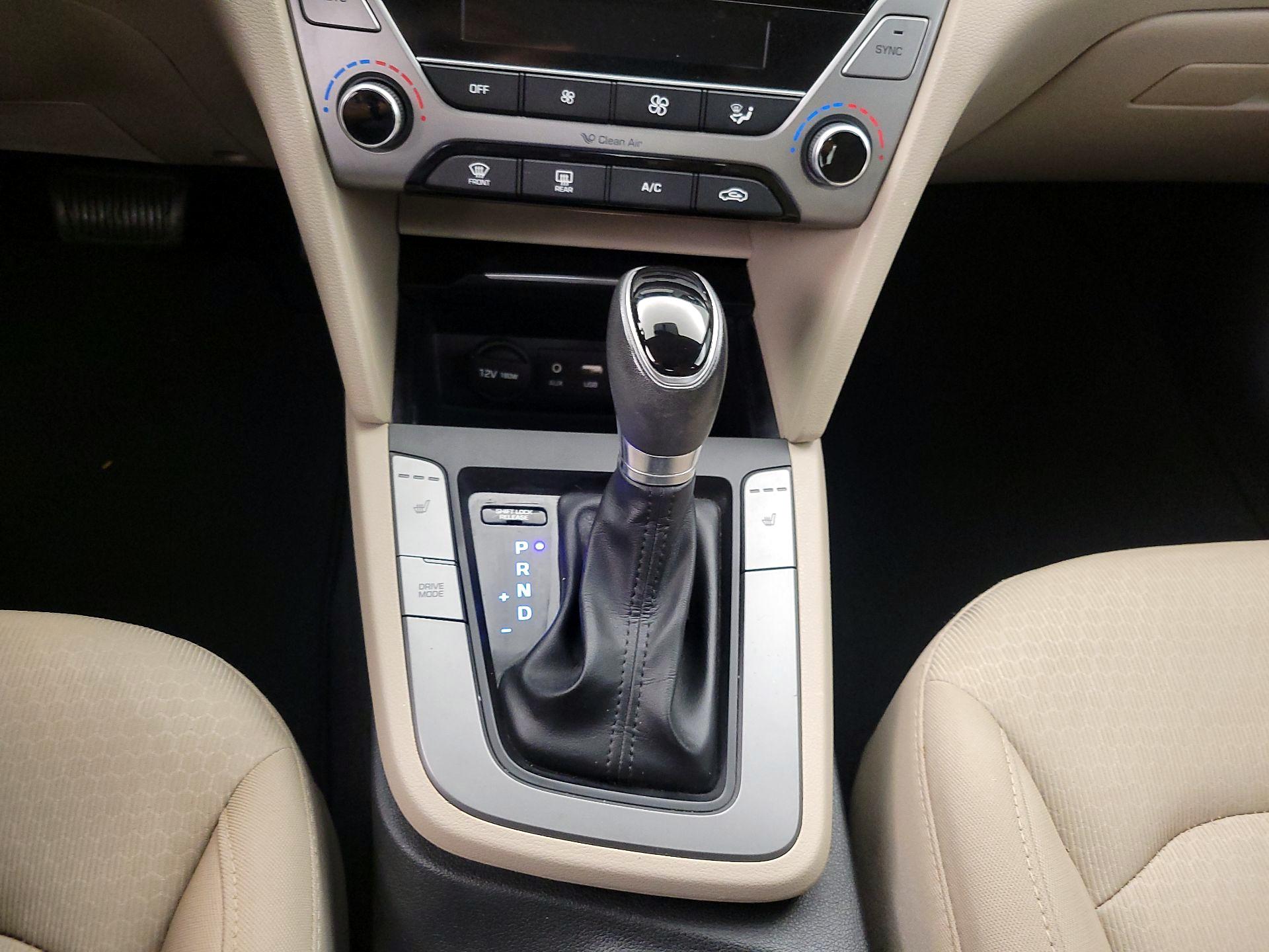 Thumbnail: 2017 Hyundai Elantra - 17