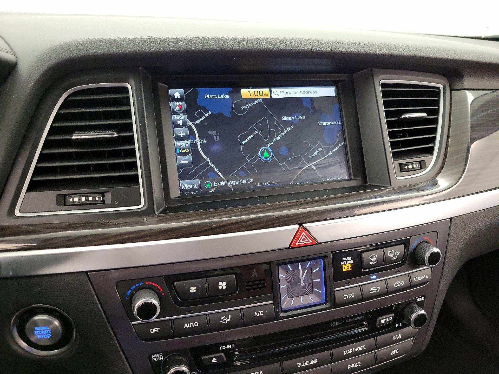 Thumbnail: 2017 Genesis G80 - 14