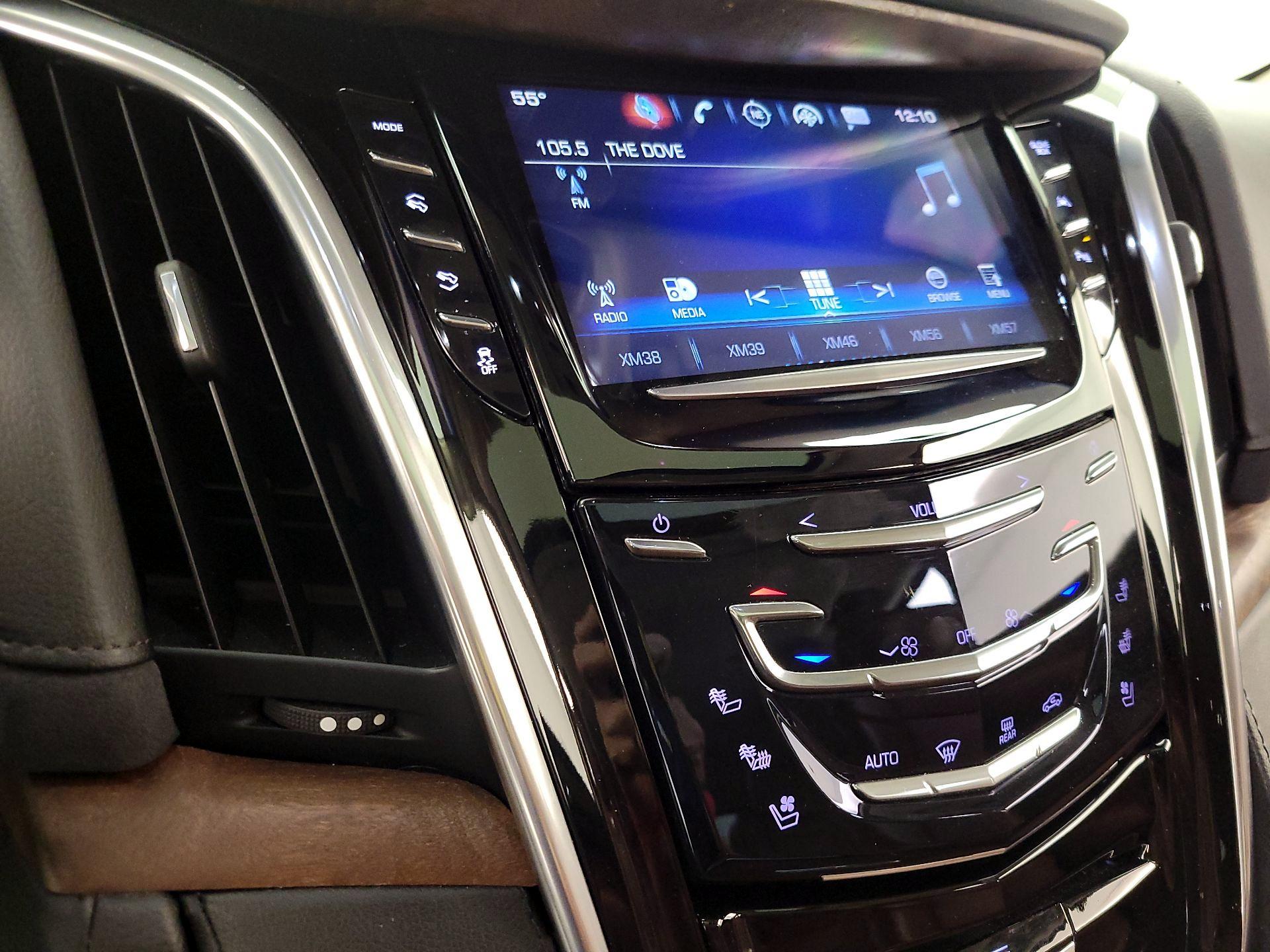 Thumbnail: 2019 Cadillac Escalade - 16