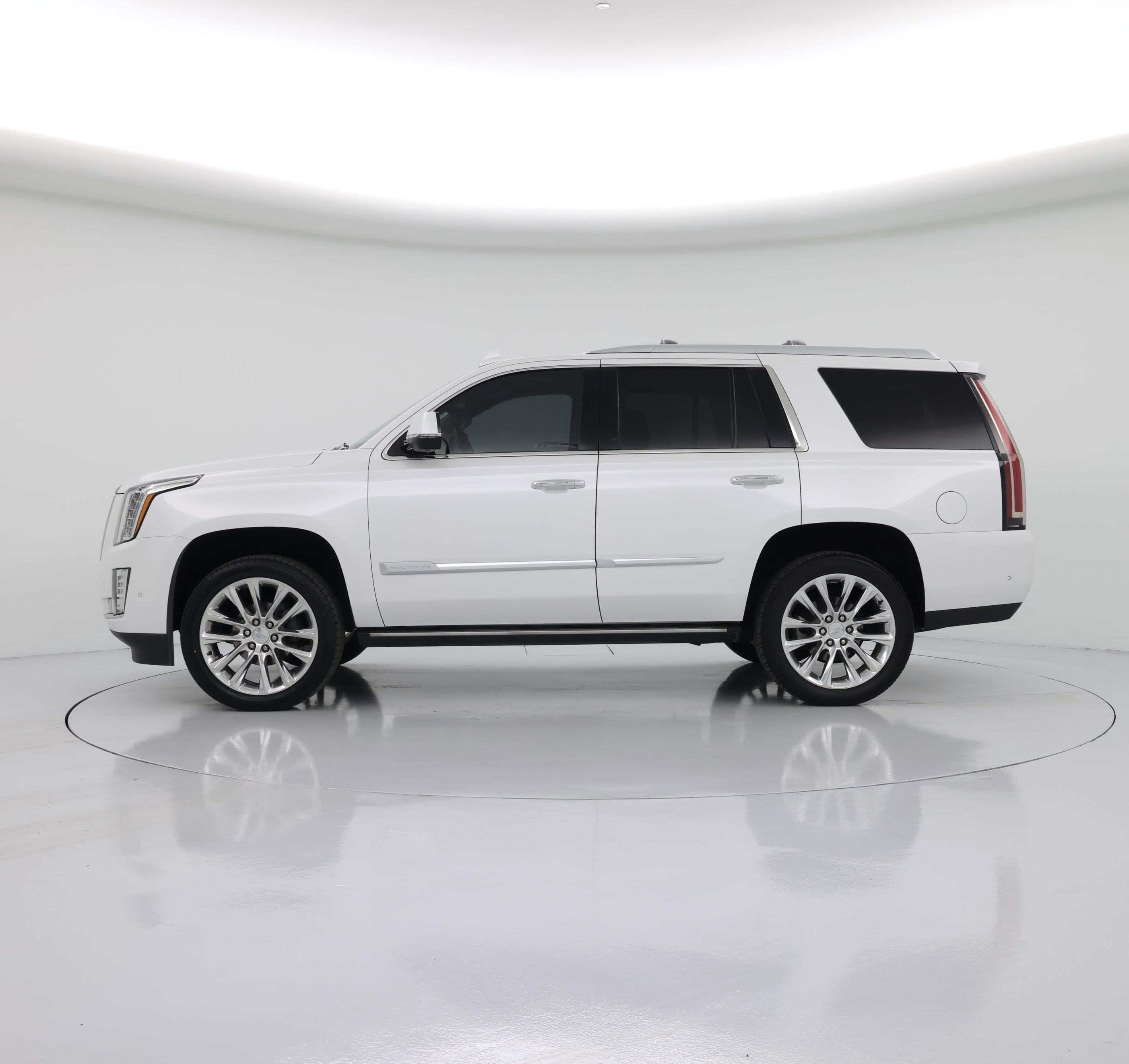 Thumbnail: 2019 Cadillac Escalade - 3