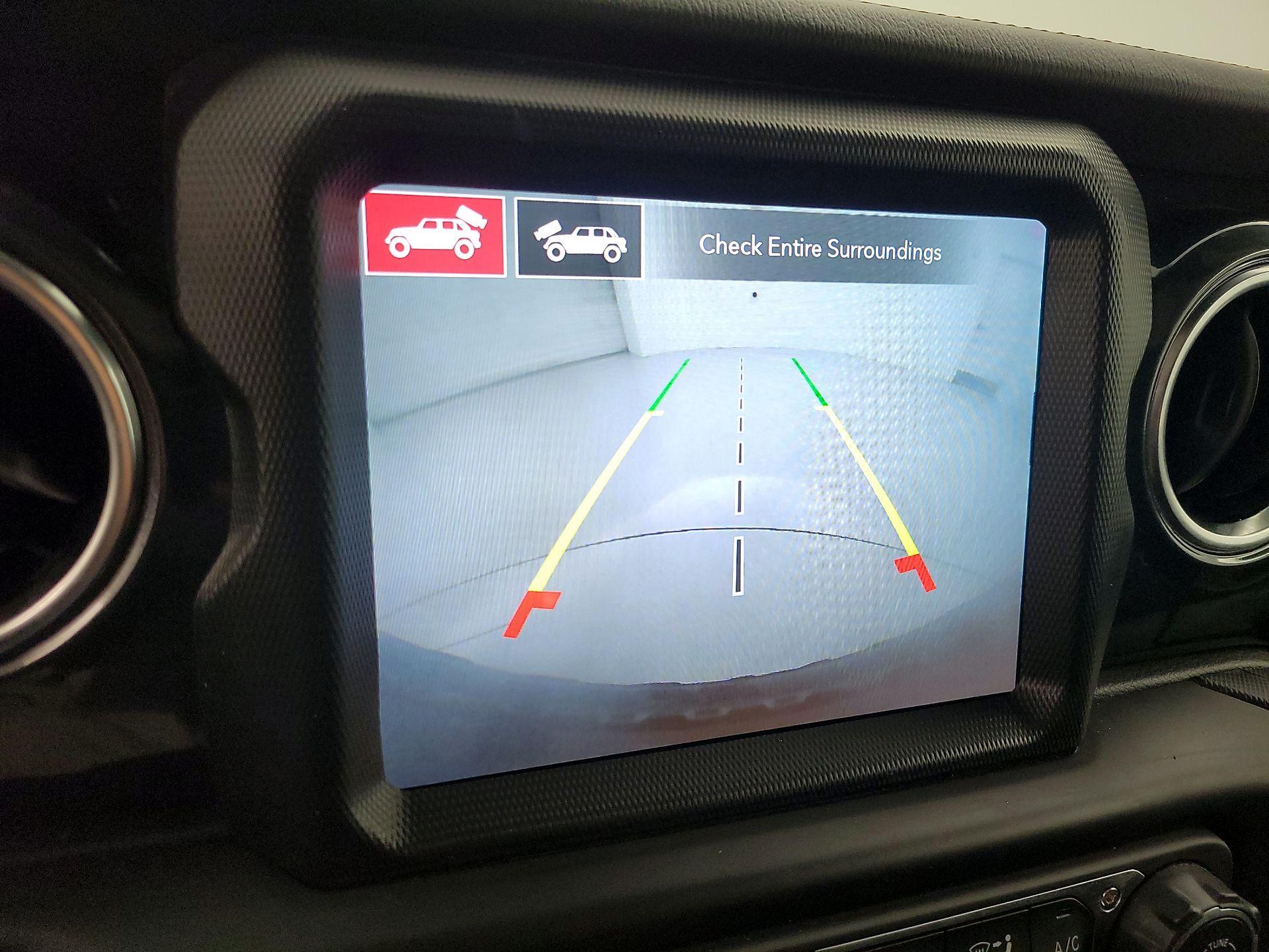 Thumbnail: 2023 Jeep Wrangler - 15