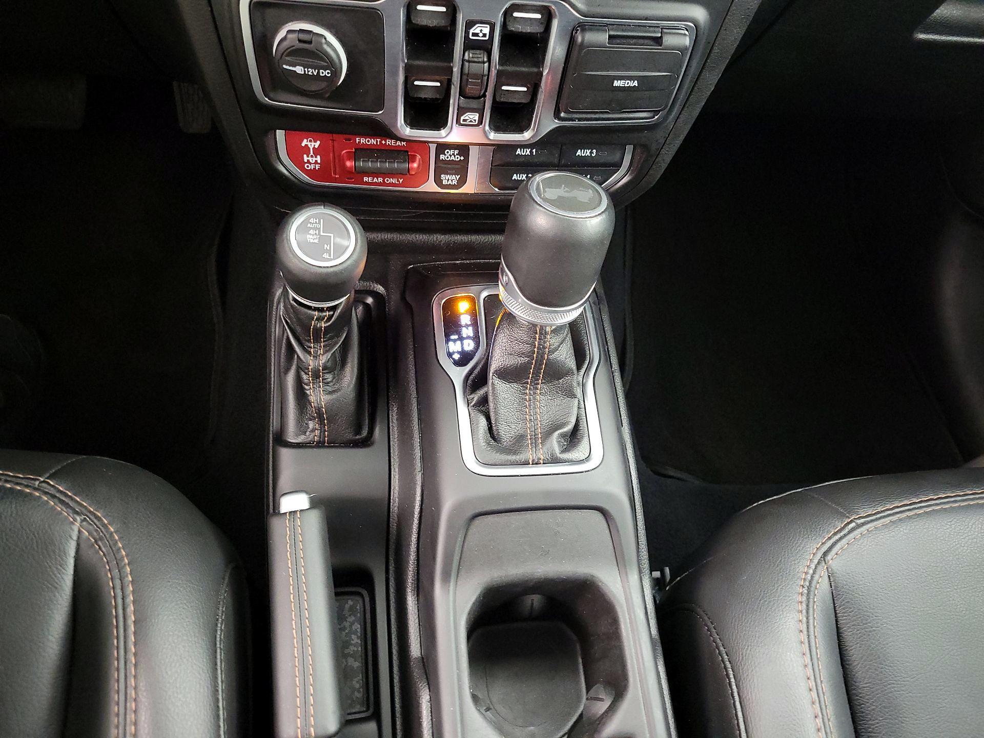 Thumbnail: 2023 Jeep Wrangler - 18