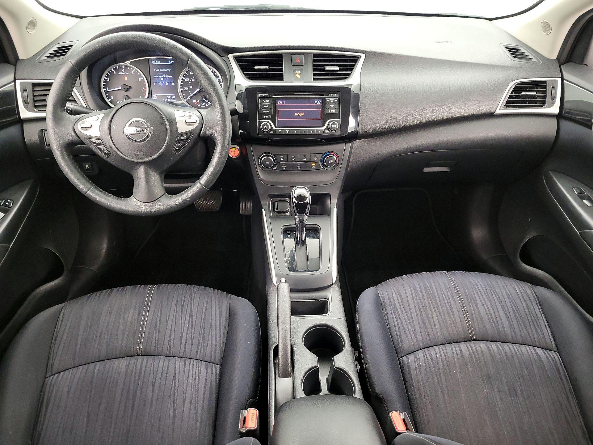 Thumbnail: 2016 Nissan Sentra - 9