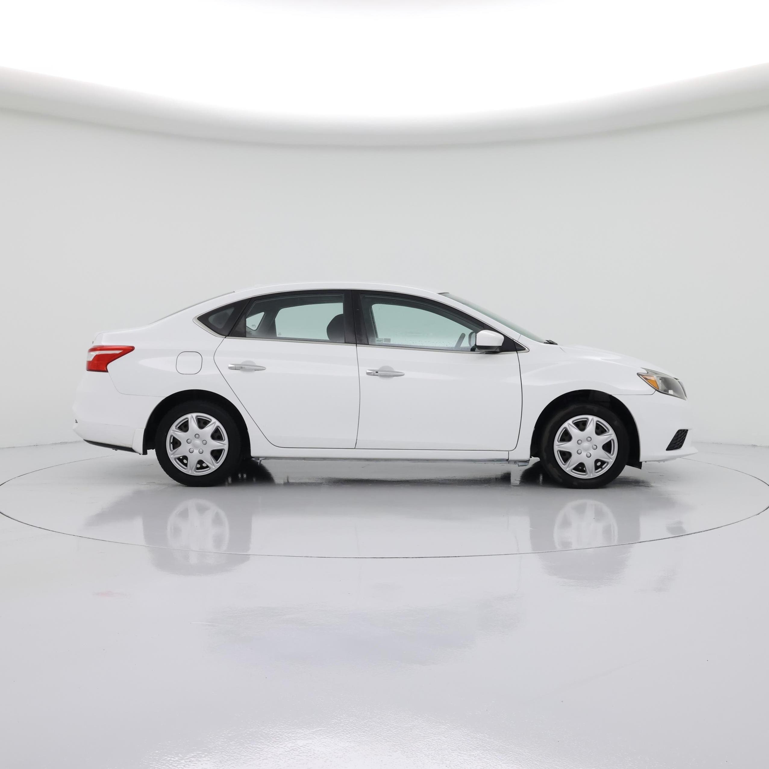 Thumbnail: 2016 Nissan Sentra - 7