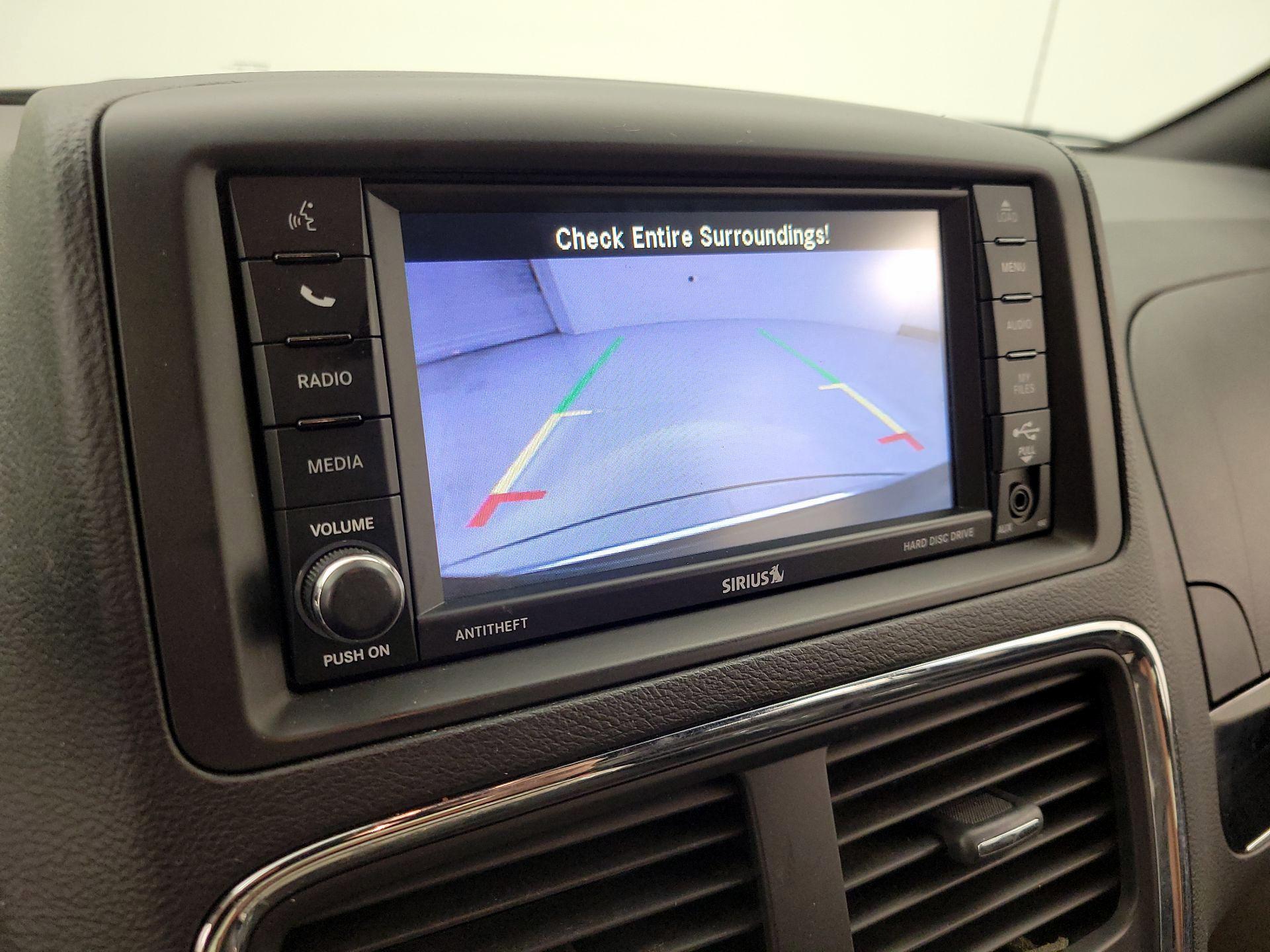 Thumbnail: 2019 Dodge Grand Caravan - 14