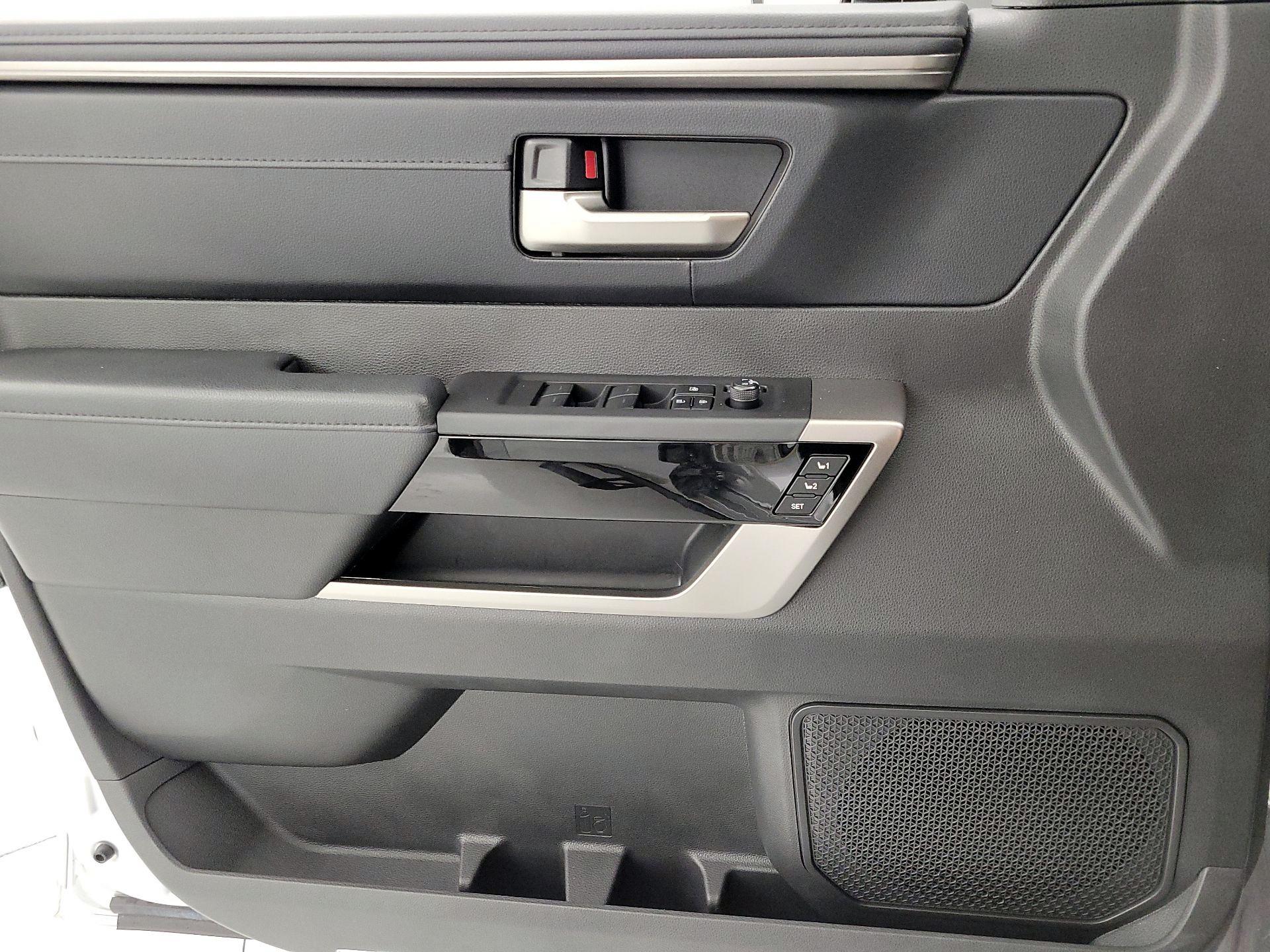 Thumbnail: 2024 Toyota Tundra - 12