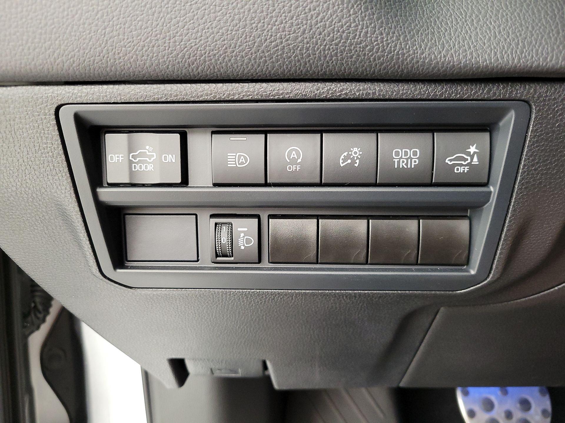 Thumbnail: 2024 Toyota Tundra - 13