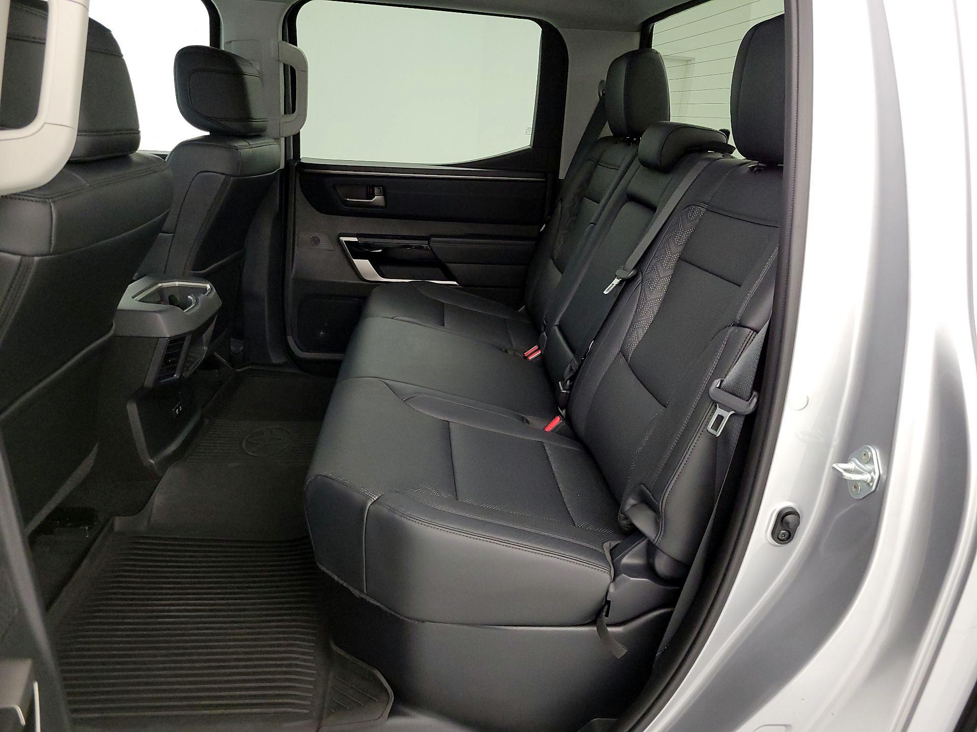 Thumbnail: 2024 Toyota Tundra - 19