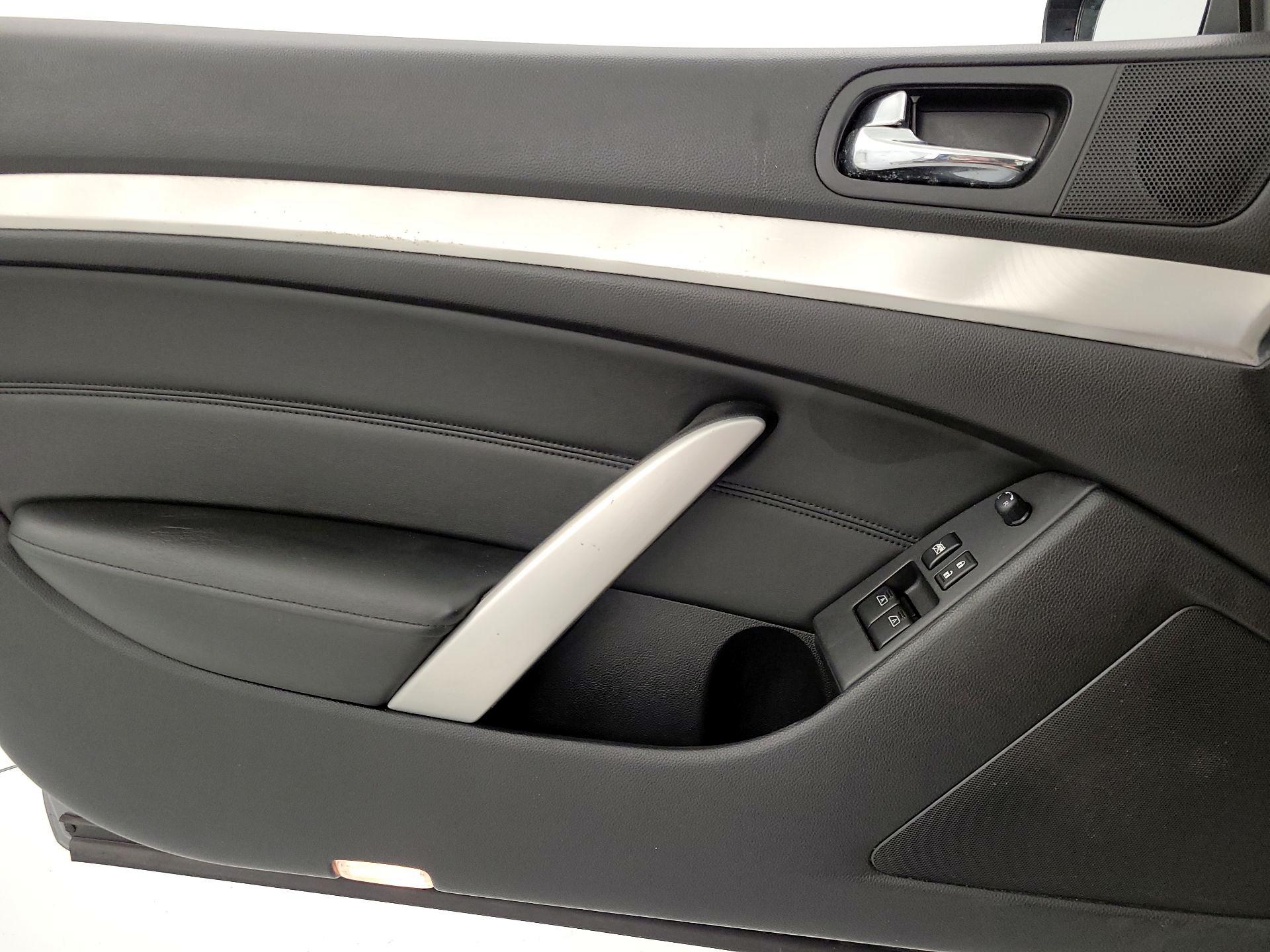 Thumbnail: 2015 INFINITI Q60 - 12