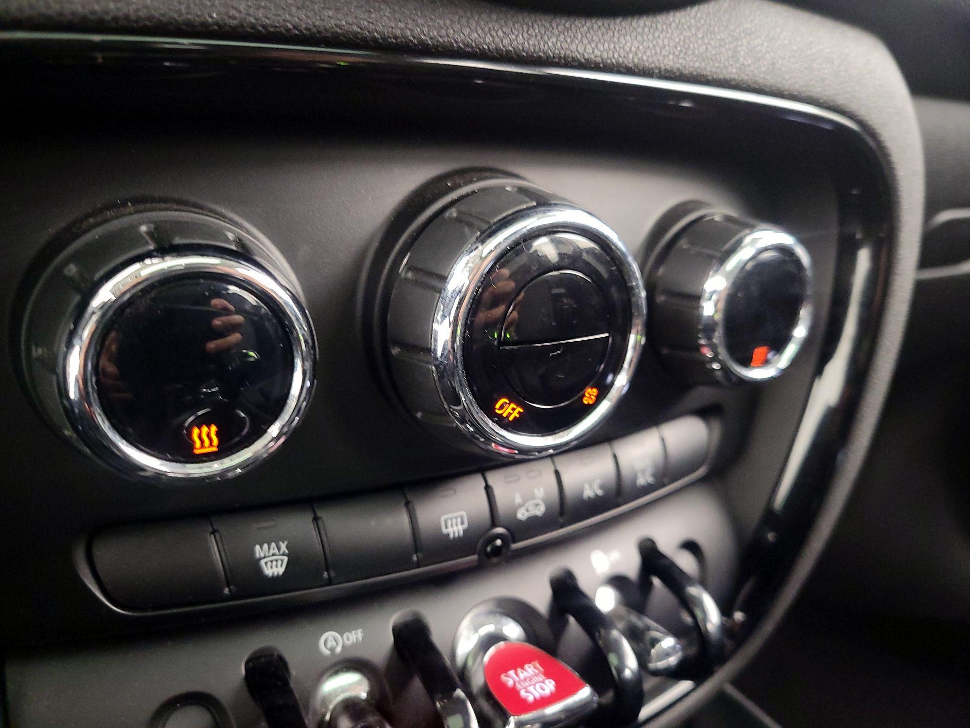 Thumbnail: 2017 MINI Cooper Clubman - 17